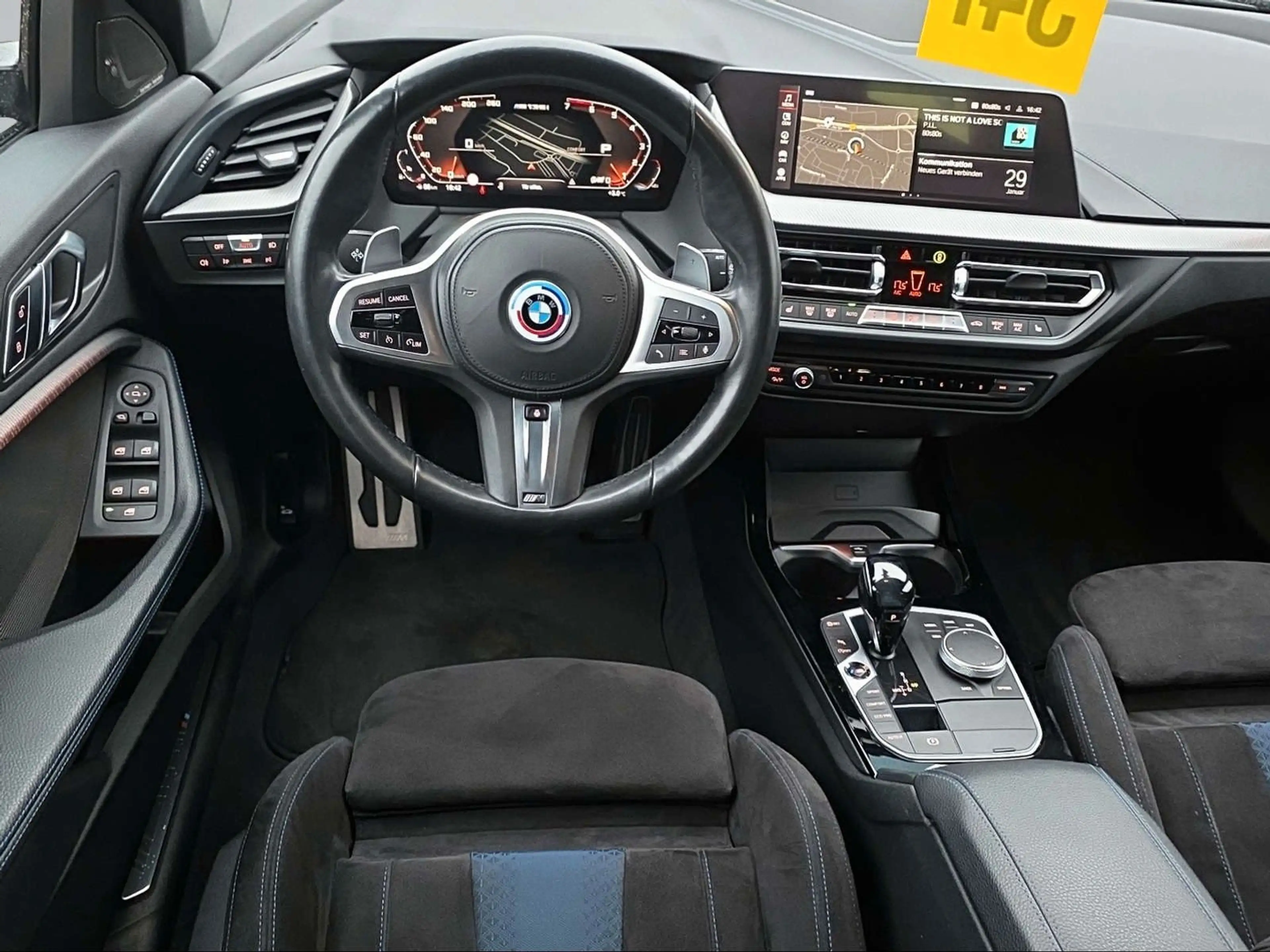 BMW 135 i xDrive M Sport Allrad | HUD | Navi Pro — photo 10