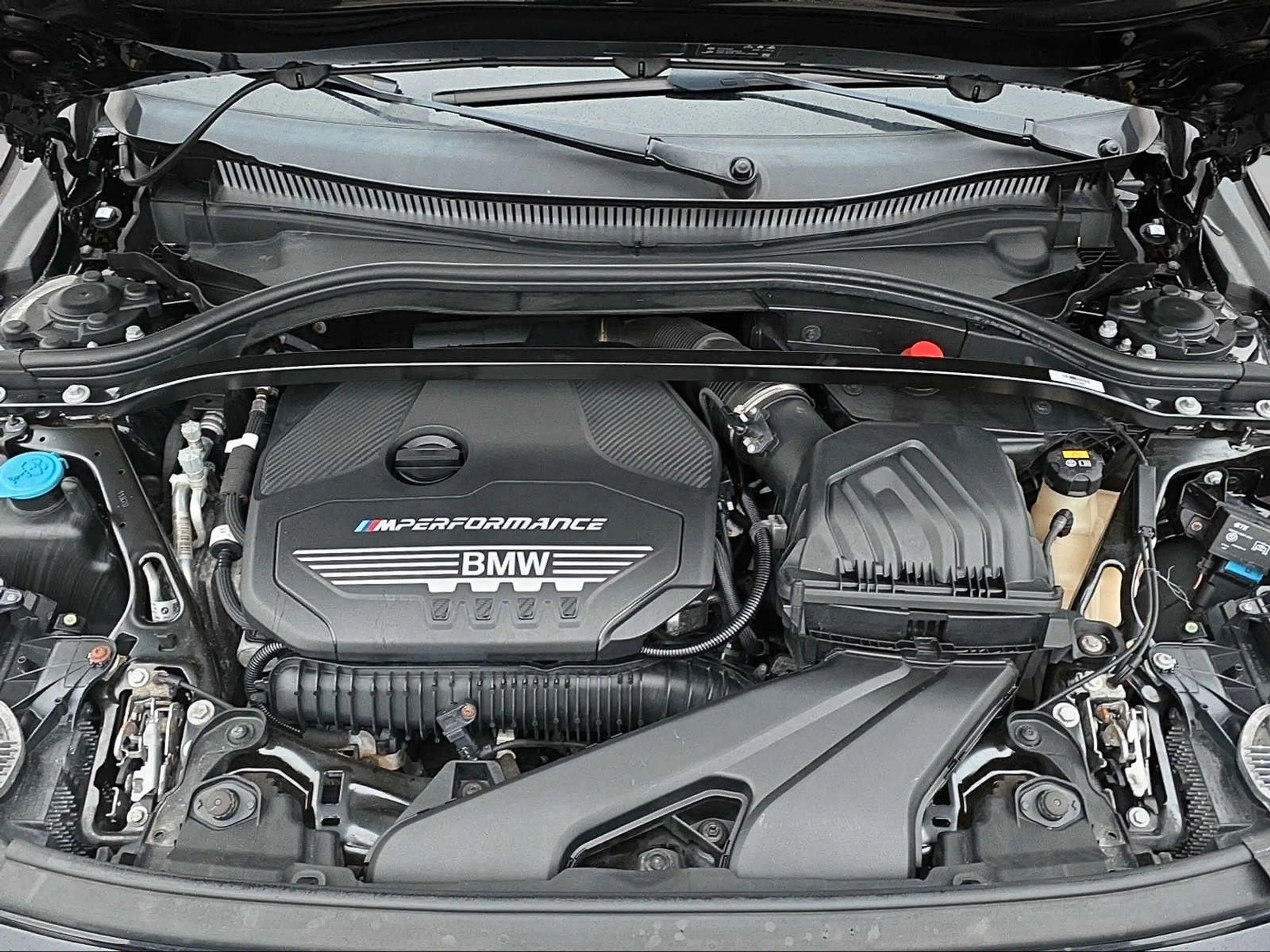 BMW 135 i xDrive M Sport Allrad | HUD | Navi Pro — photo 15