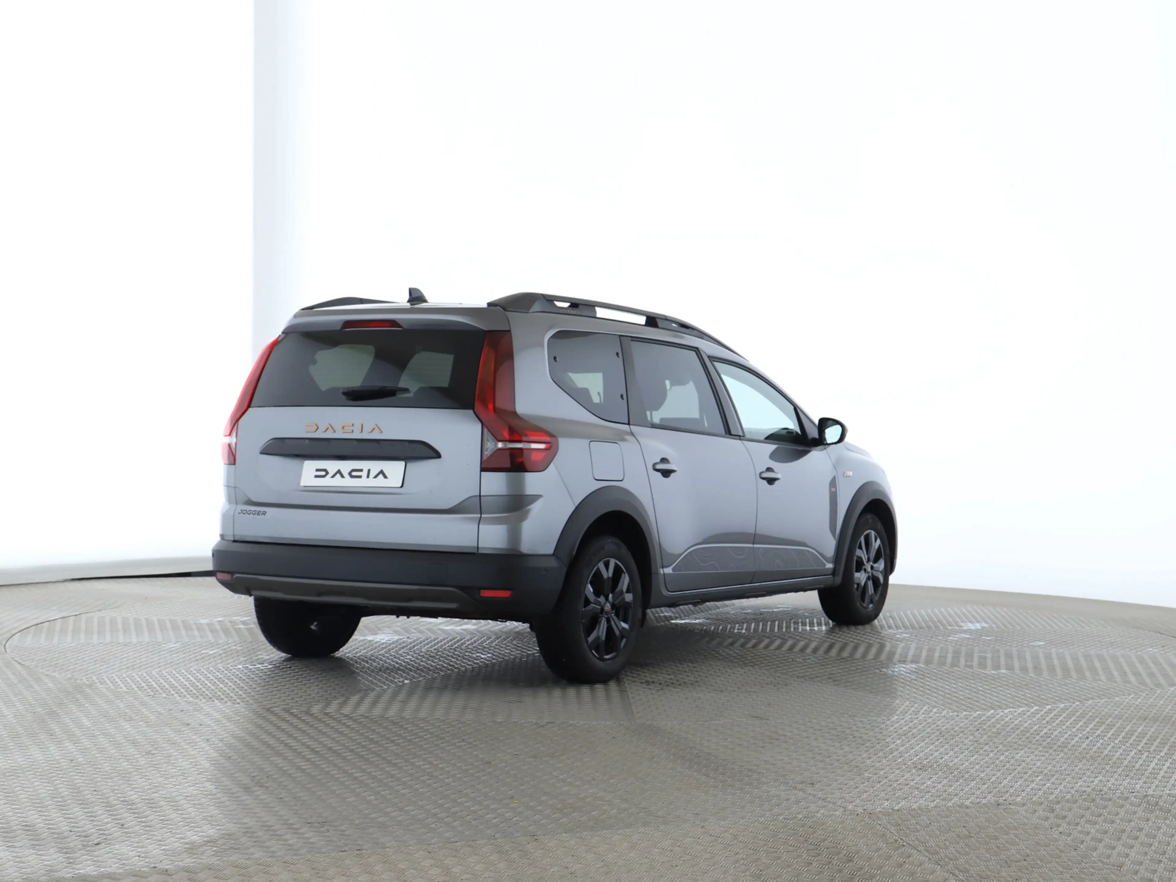 Dacia Jogger Extreme+ TCe 110 7-Sitzer SHZ PDC KLIMA BT — photo 7