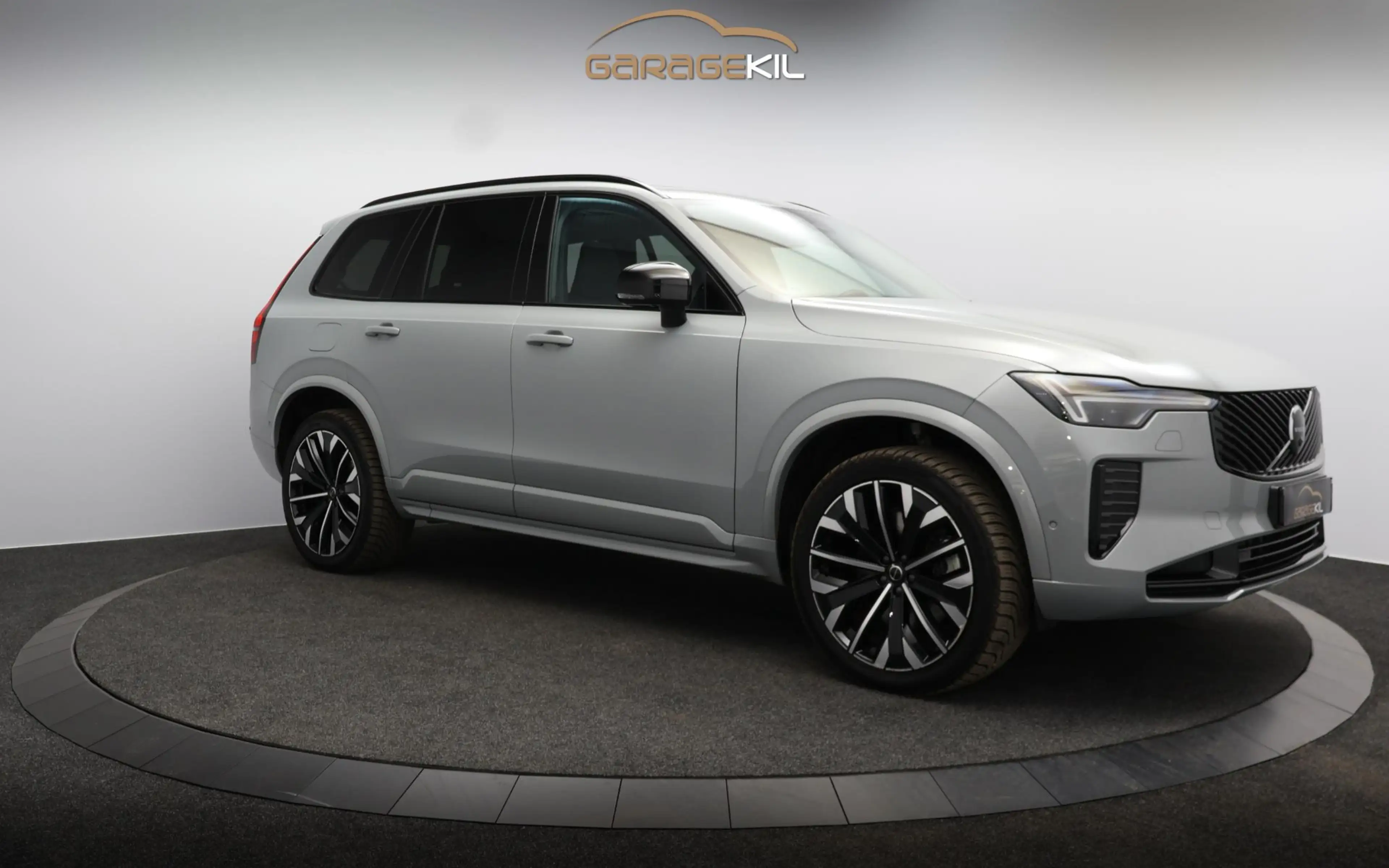 Volvo XC90 2.0 T8 Plug-in hybrid AWD Plus Dark Dealer onderh. — photo 6