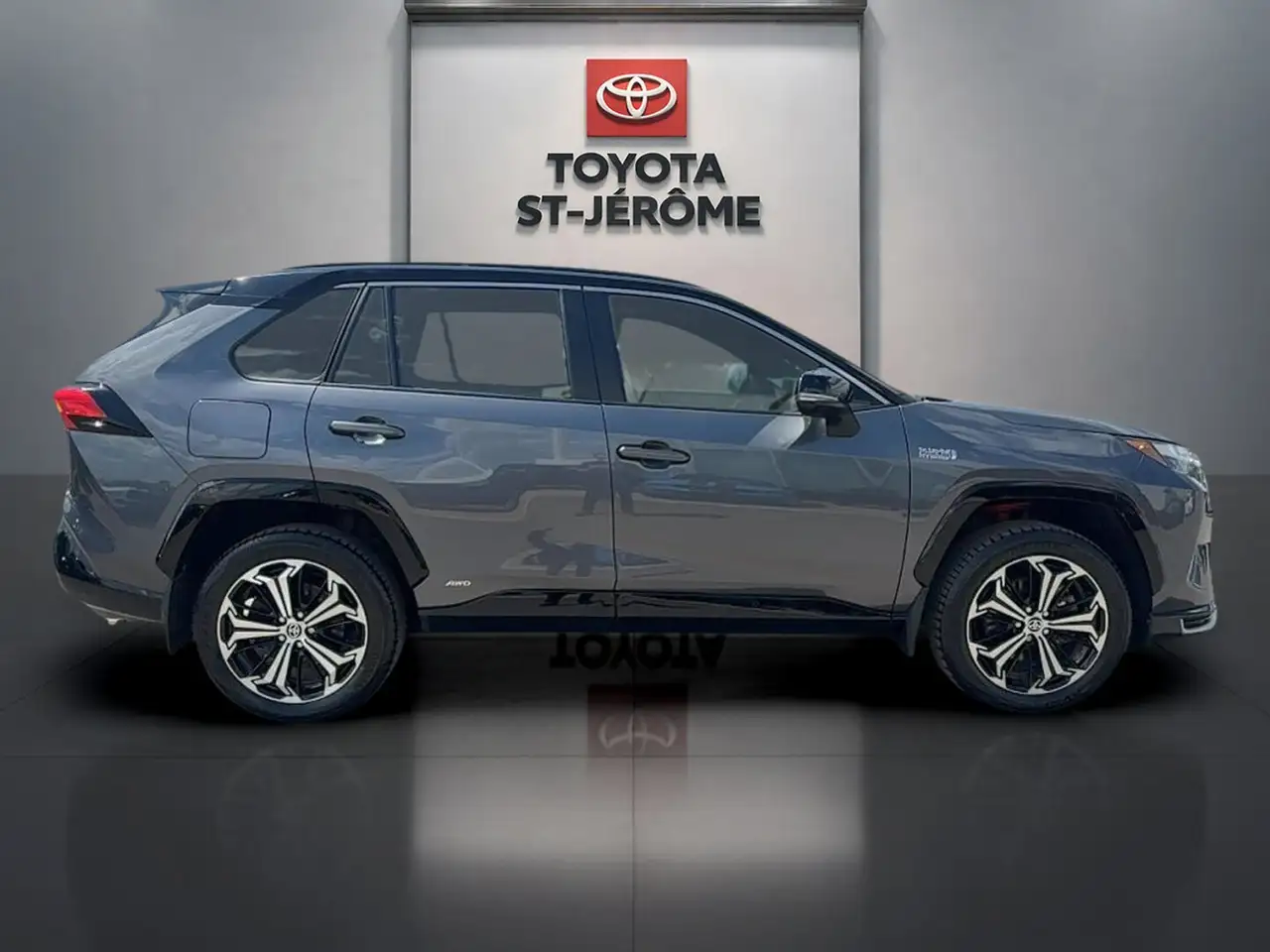 Toyota RAV 4 Prime снимка Toyota RAV 4 Prime