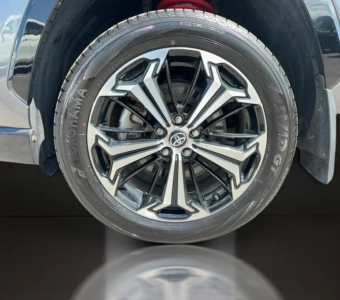 Toyota RAV 4 Prime снимка Toyota RAV 4 Prime