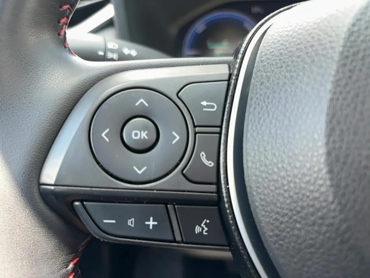 Toyota RAV 4 Prime снимка Toyota RAV 4 Prime