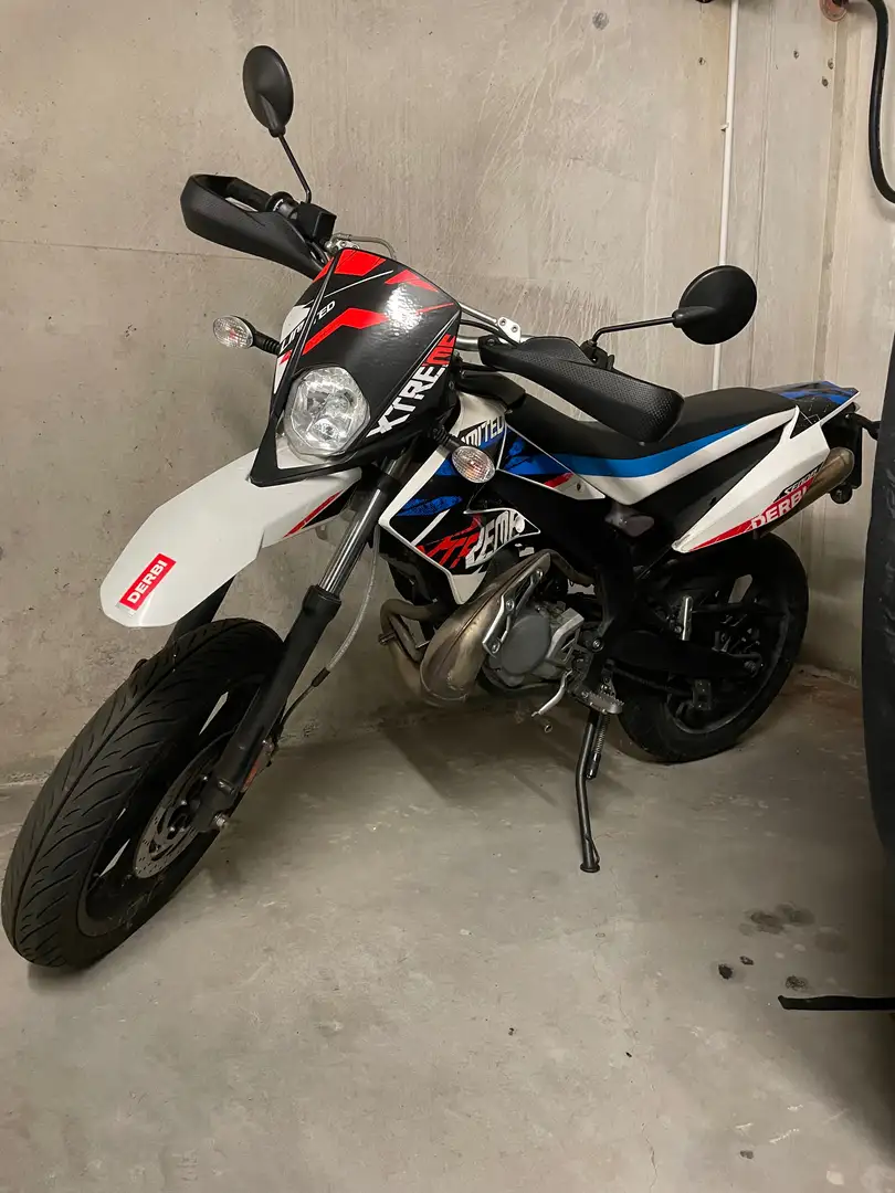 Derbi Senda DRD X-Treme SM Limited Edition Alb - 1