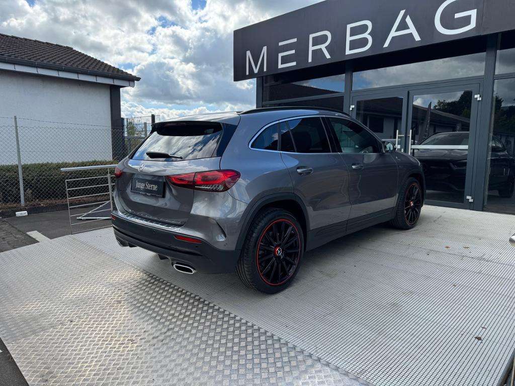 Mercedes-Benz GLA-Klasse