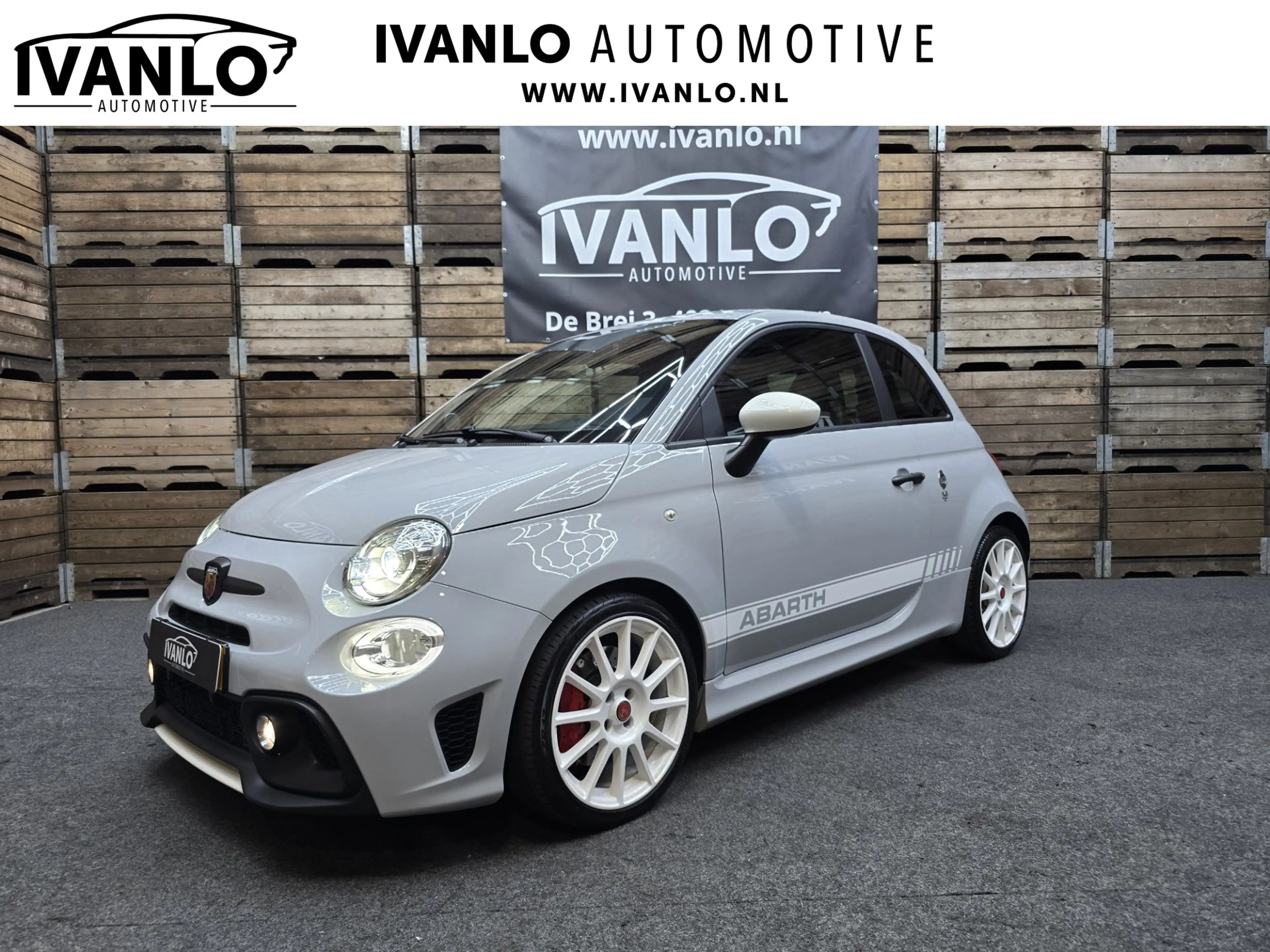 Fiat 500 Abarth 1.4 T-Jet Competizione Esseessee 70th Anniversary
