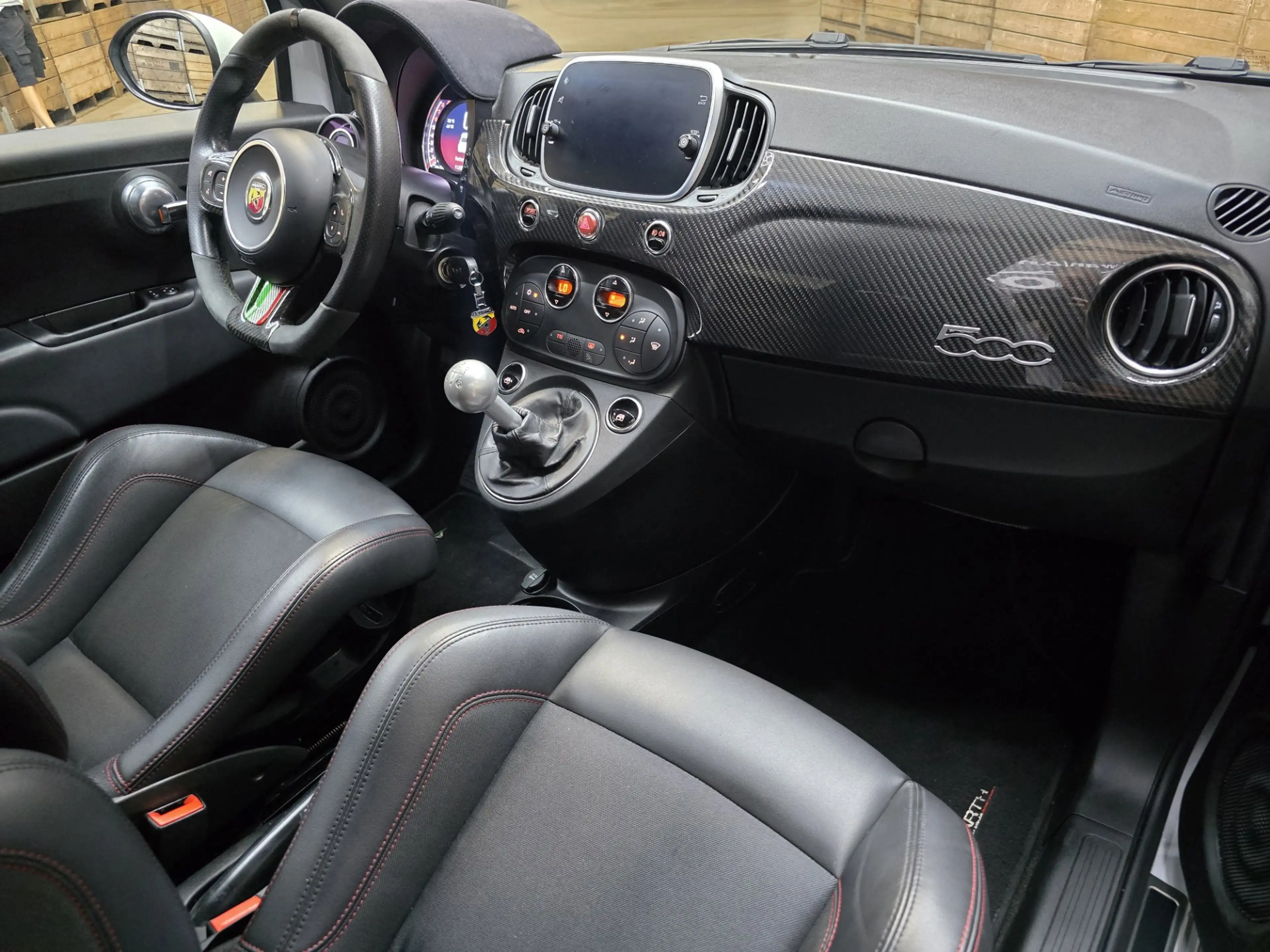 Fiat 500 Abarth 1.4 T-Jet Competizione Esseessee 70th Anniversary — photo 8