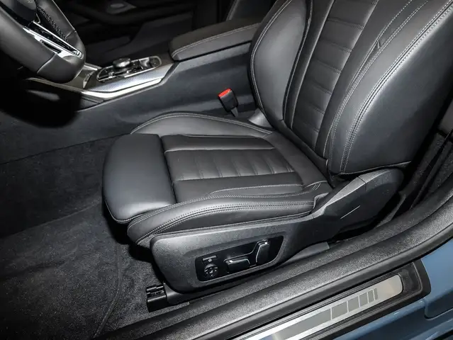 BMW I view 15