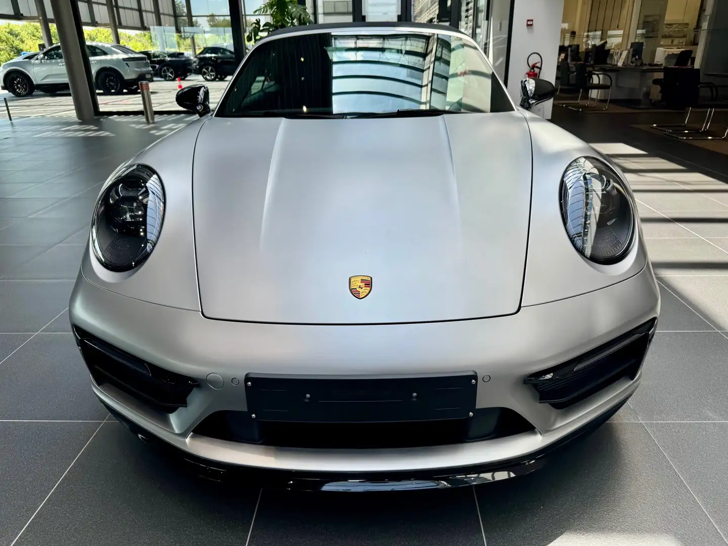 Porsche 911 911 Carrera 2 GTS Cabriolet 3.0 Bi-Turbo PDK Argent - 2
