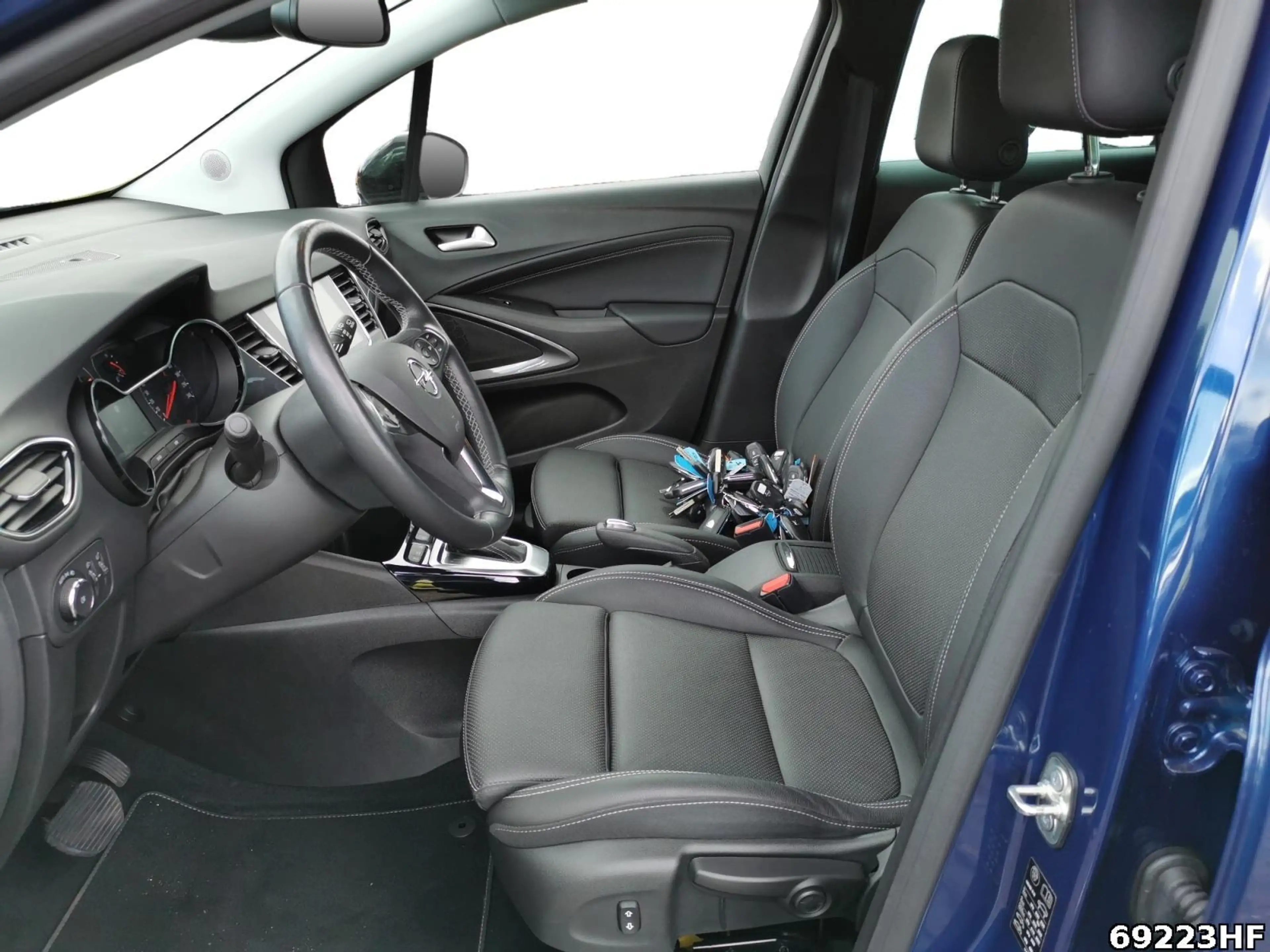 Opel Crossland Elegance 1.2 Diesel 96kW*ALLWETTER* — photo 11