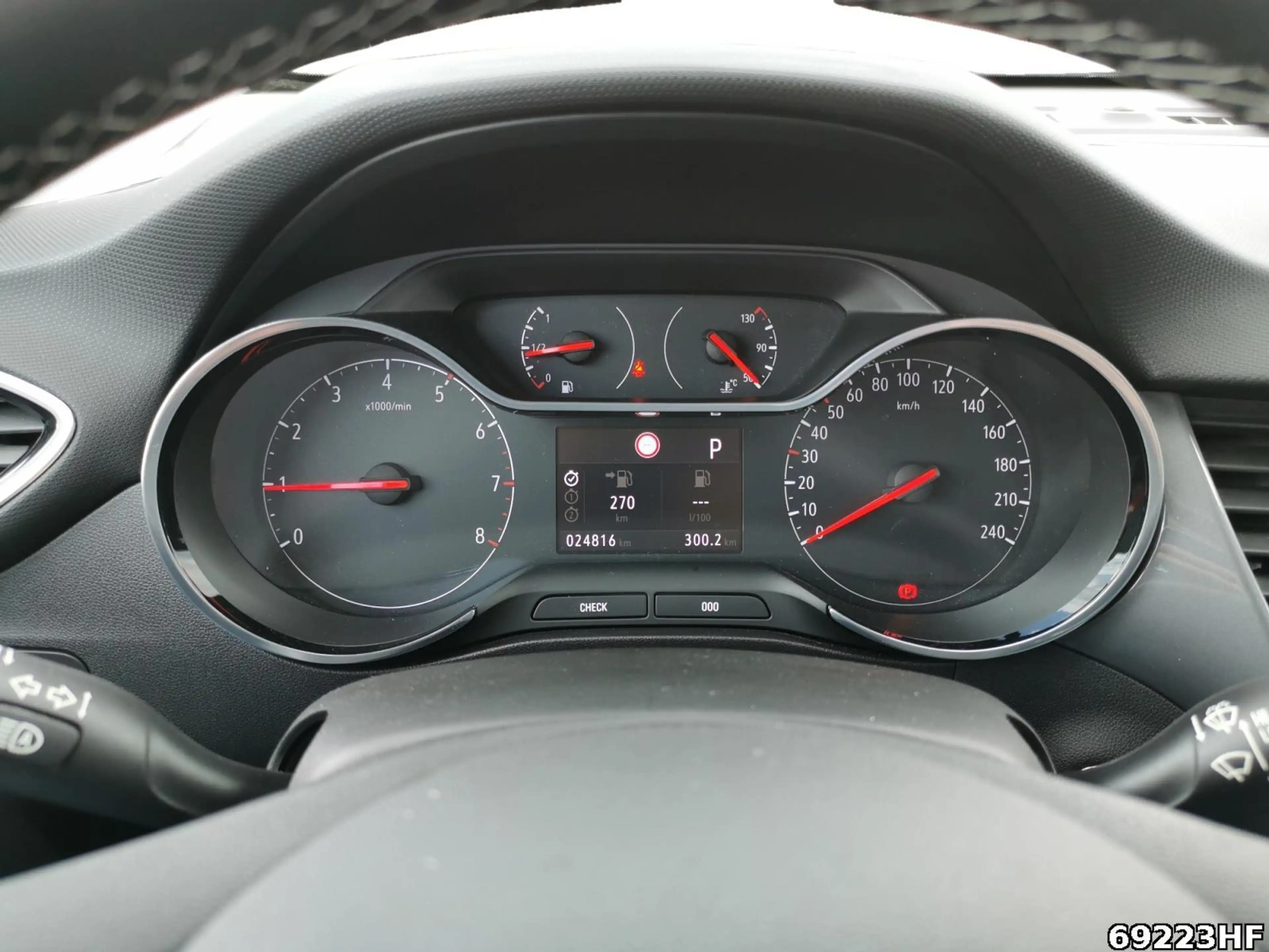 Opel Crossland Elegance 1.2 Diesel 96kW*ALLWETTER* — photo 10