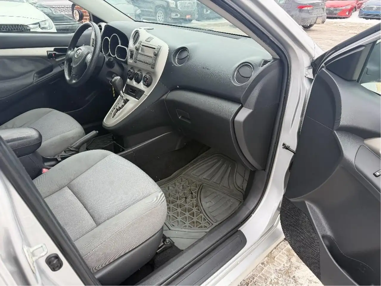 Toyota Matrix снимка Toyota Matrix