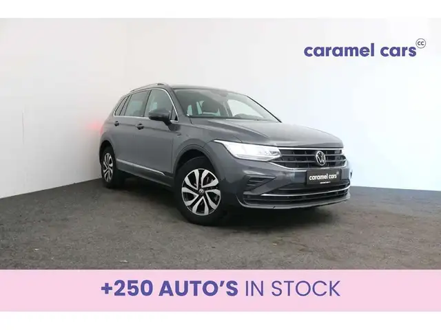 Volkswagen Tiguan 2.0D AUTOMAAT ACTIVE *DAB*GPS*CARPLAY*CAMERA ACHTE