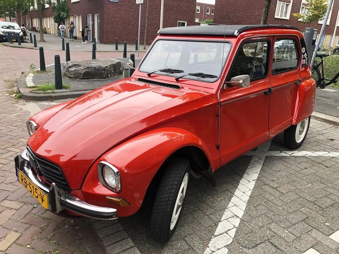 Citroen Dyane Dyane 6 Confort Roşu - 1
