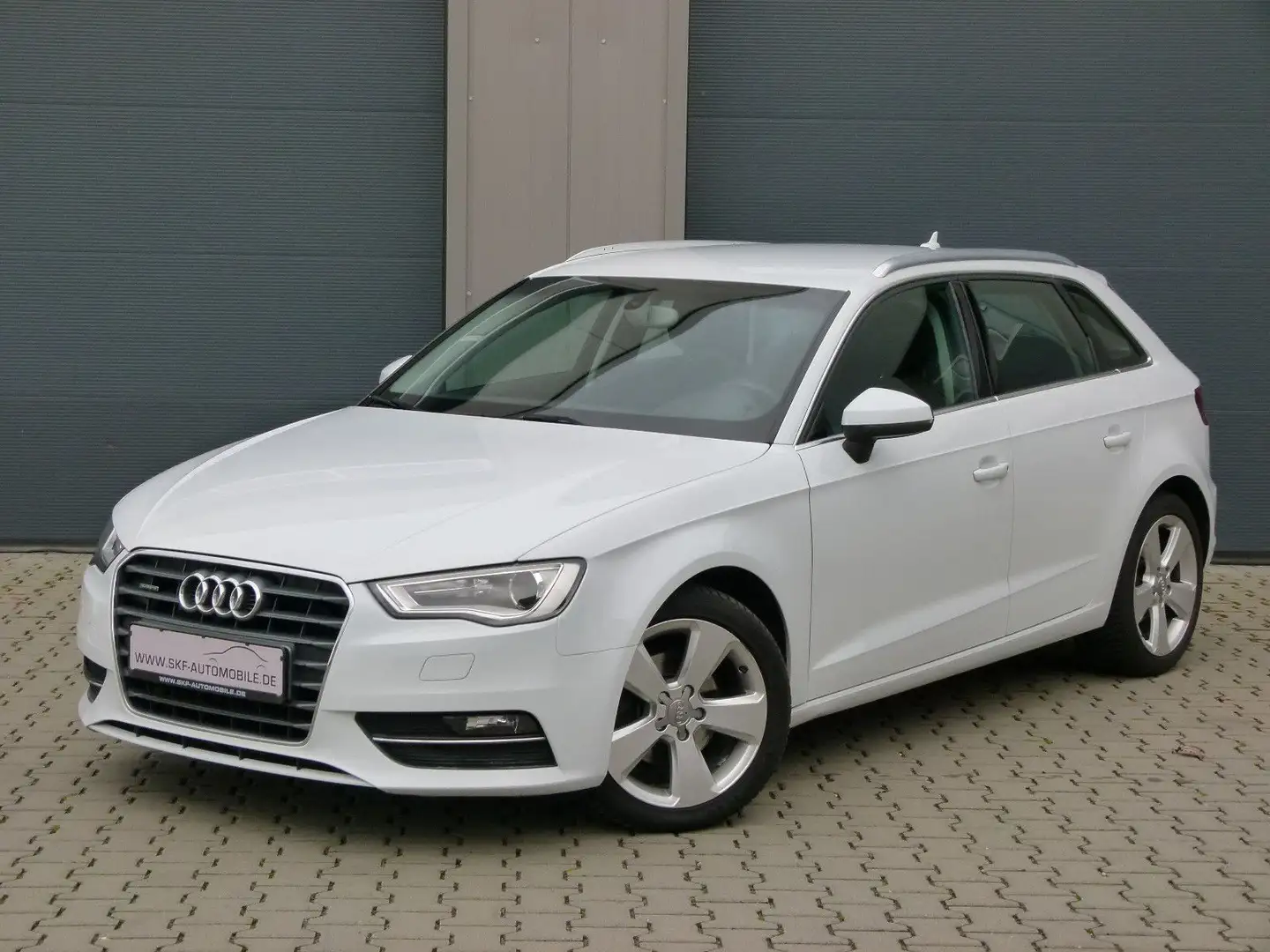 Audi A3 Sportback quattro Xenon PDC Keyless Navi Blanco - 1