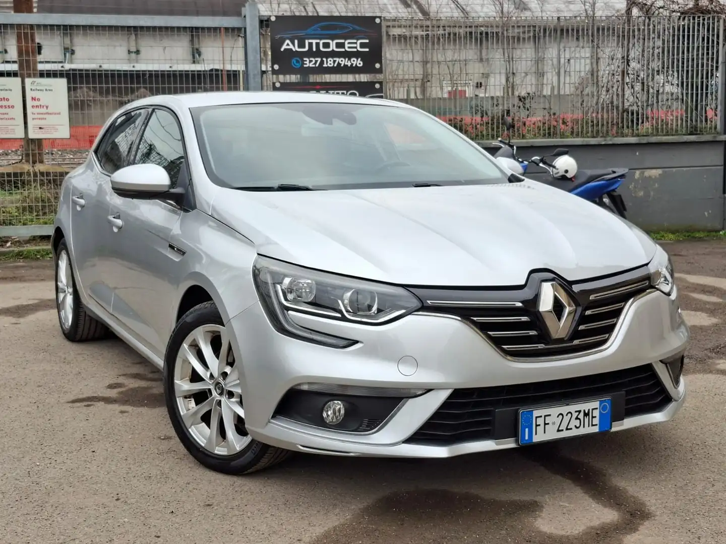 Renault Megane Megane IV 2016 1.5 dci energy Bose 110cv Gris - 1