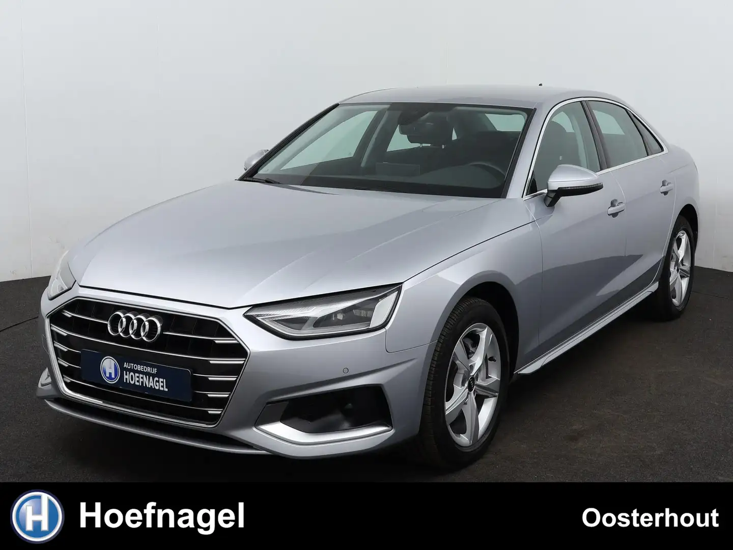 Audi A4 Limousine 40 TFSI Business Edition Automaat | Adap Grijs - 1