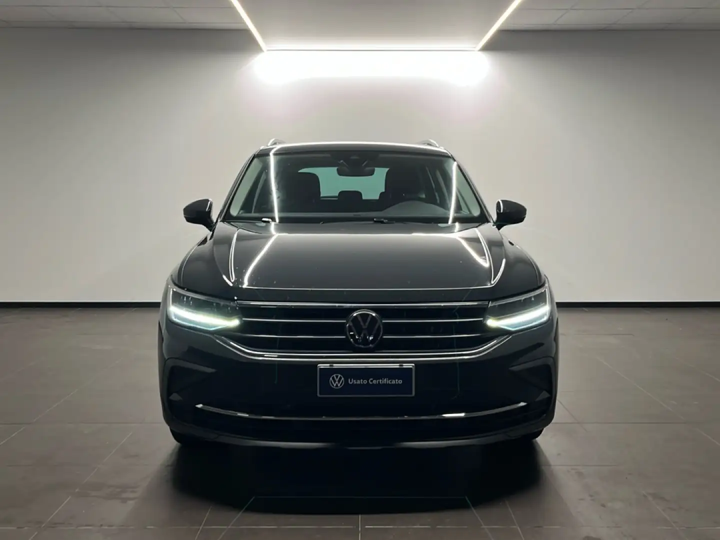 Volkswagen Tiguan Tiguan 2.0 TDI LIFE 122CV. Grigio - 2
