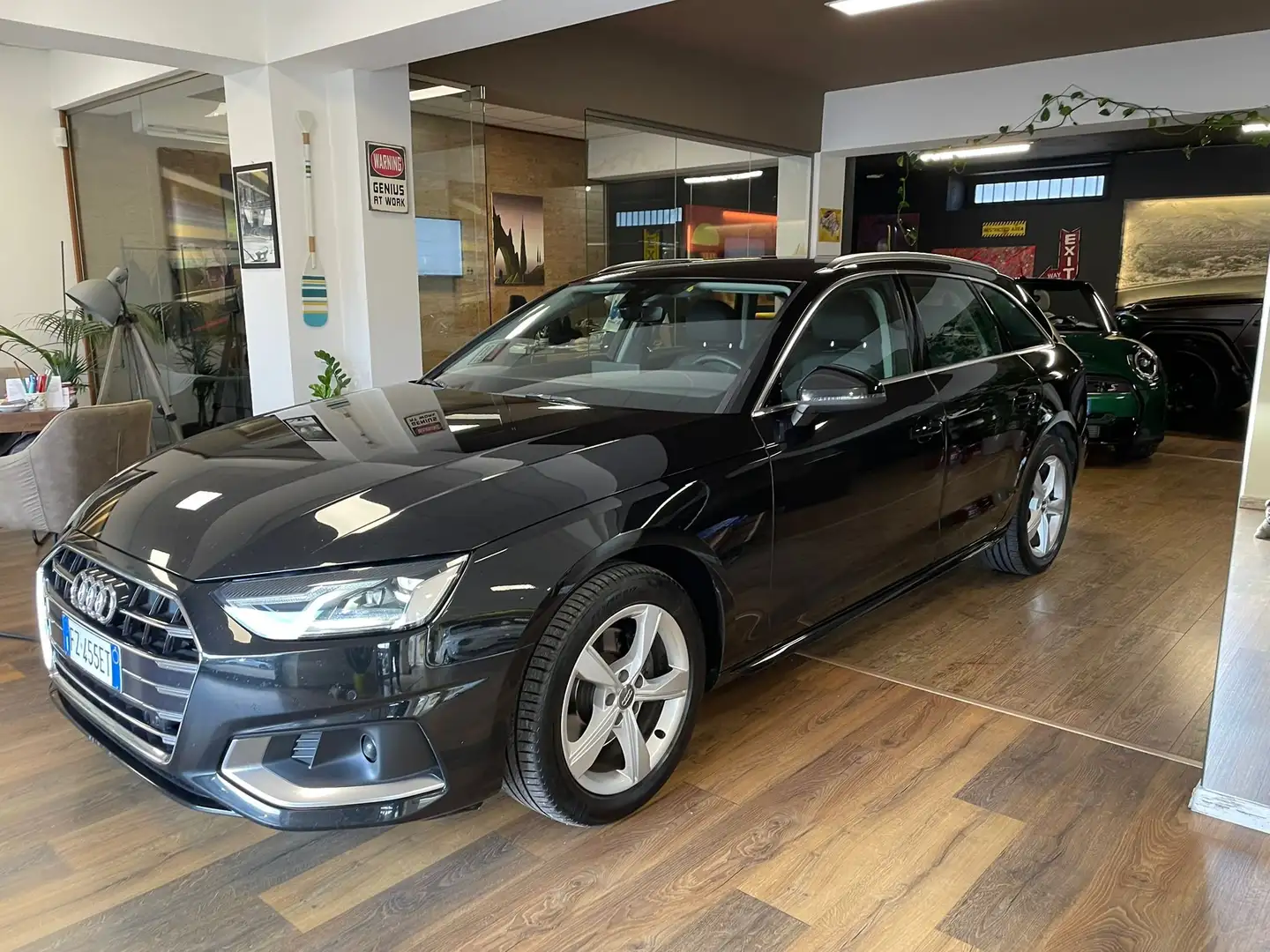 Audi A4 A4 Avant 30 2.0 tdi  Advanced 136cv s-tronic Nero - 1