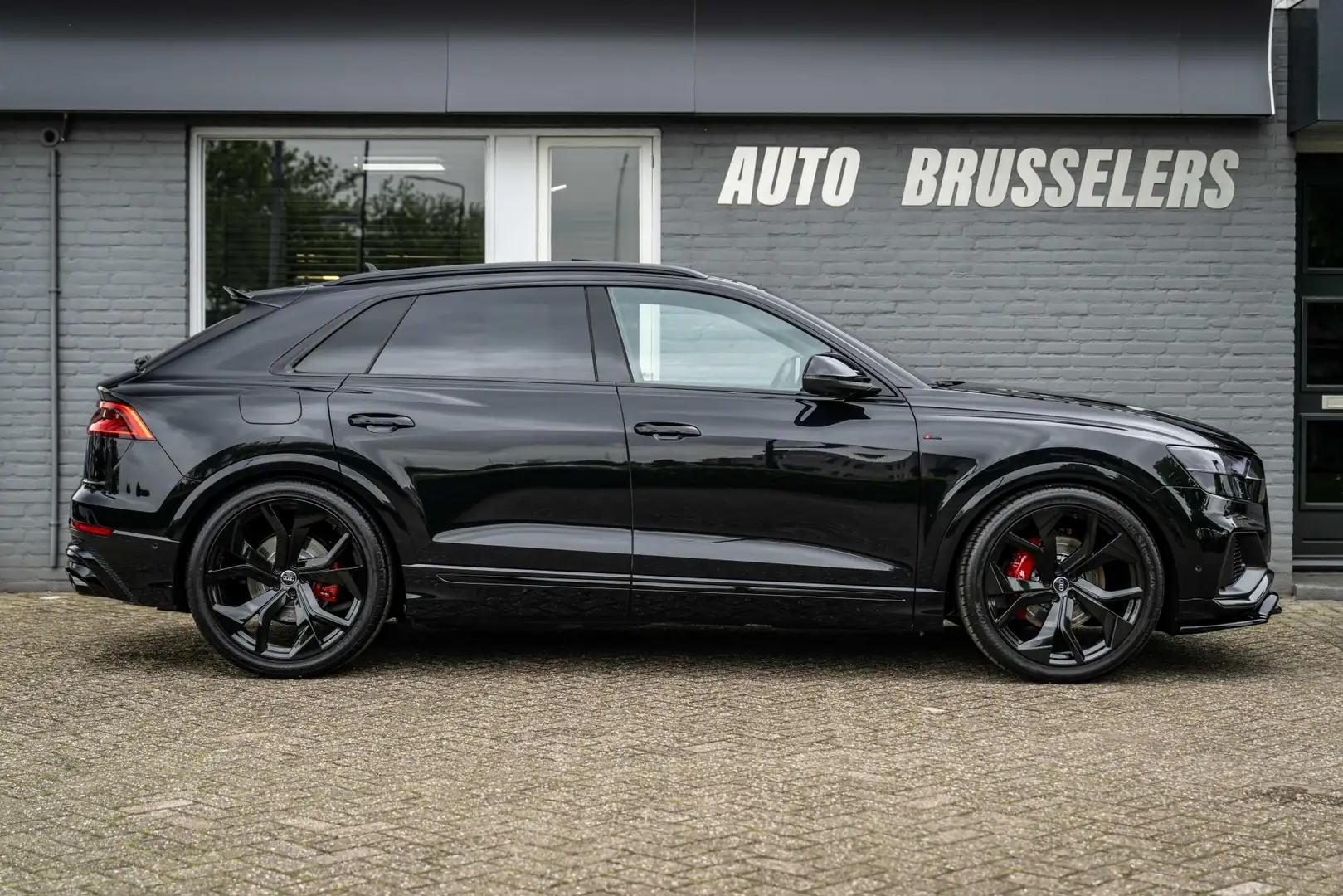 Audi Q8 55 TFSI quattro Pro Line S SQ8 Look-Pano-RS Zetels Noir - 2