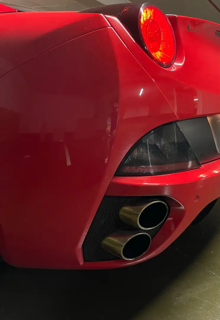 Ferrari California 4.3 dct Red - 2