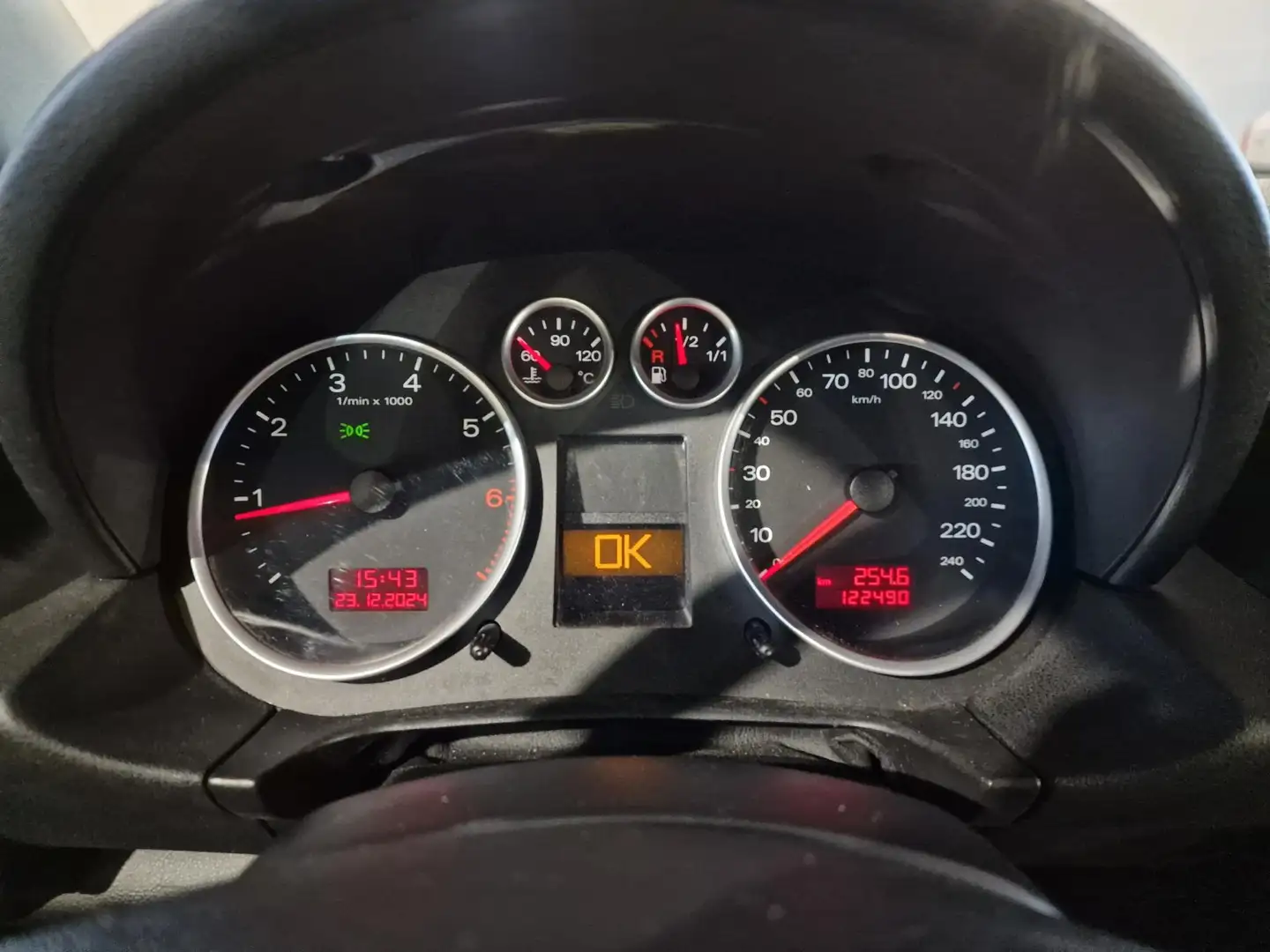 Audi A2 1.4 exclusive | Nette auto | Nieuwe APK | Airco | Gris - 2