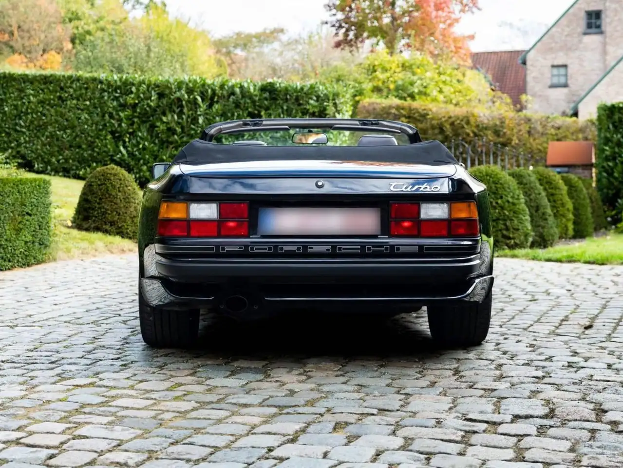 1991 Porsche 944 944 Turbo Cabriolet, photograph 6