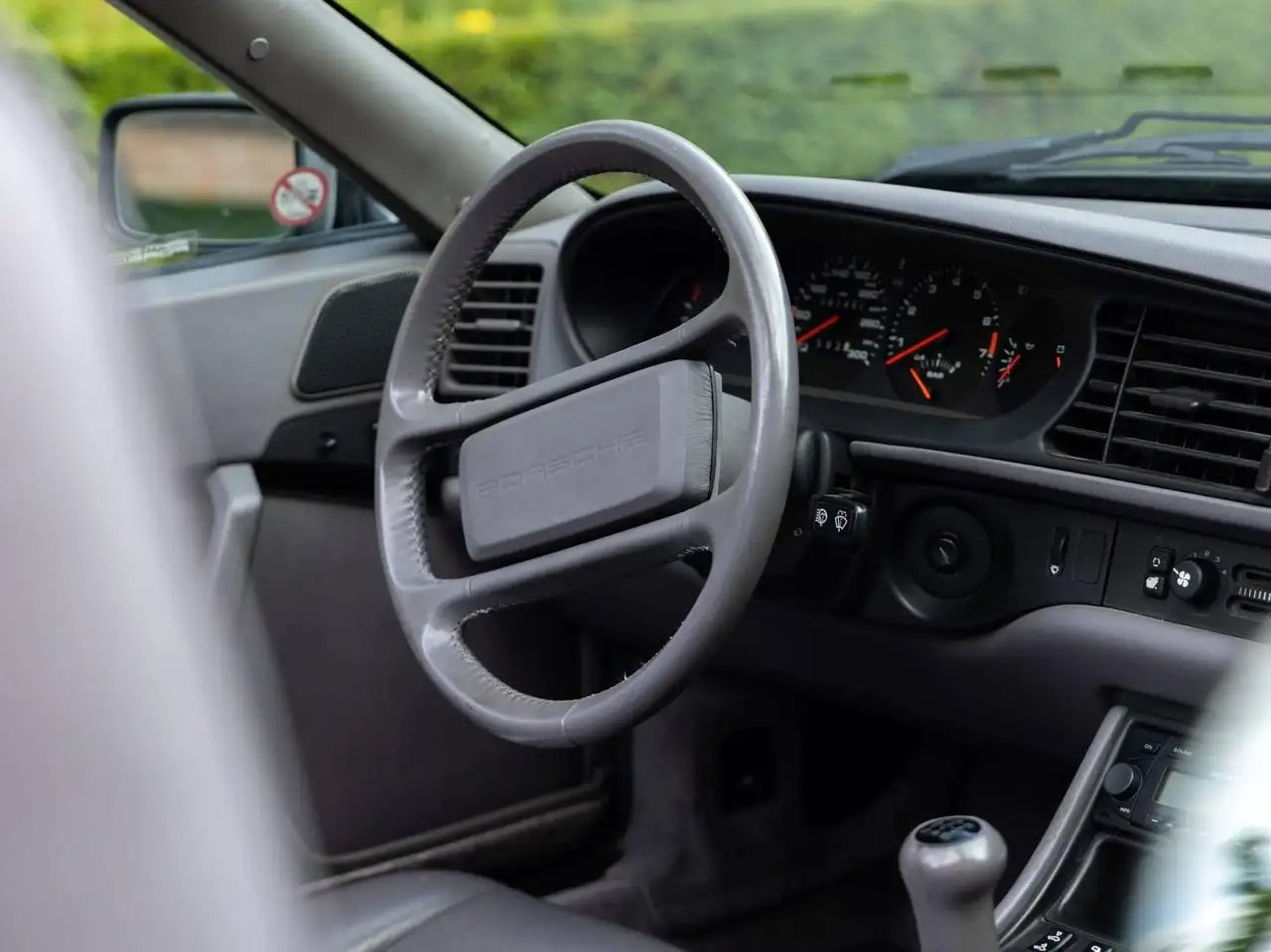 1991 Porsche 944 944 Turbo Cabriolet, photograph 12