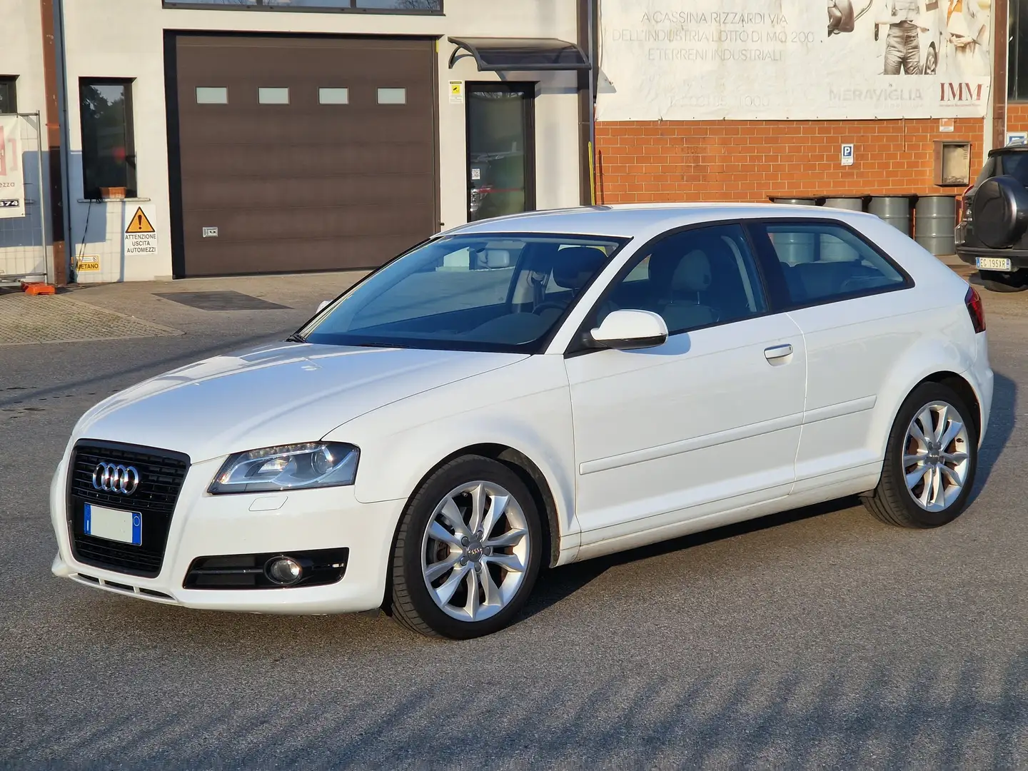 Audi A3 A3 II 2011 3p 2.0 tdi Ambition Білий - 1