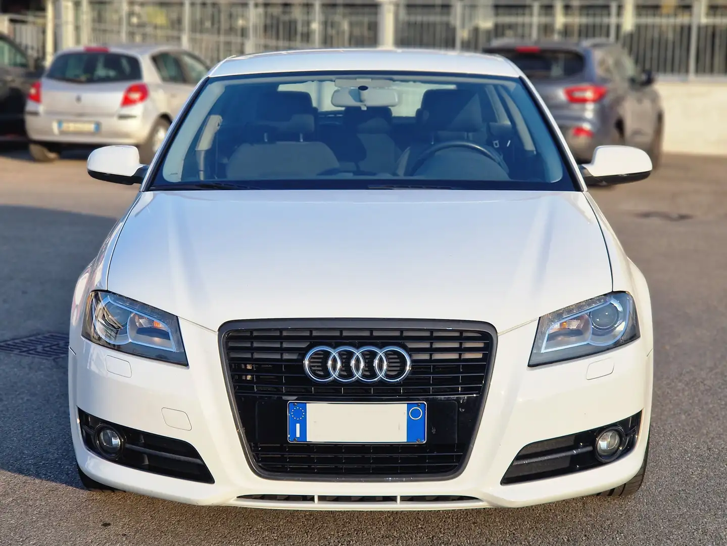 Audi A3 A3 II 2011 3p 2.0 tdi Ambition Білий - 2