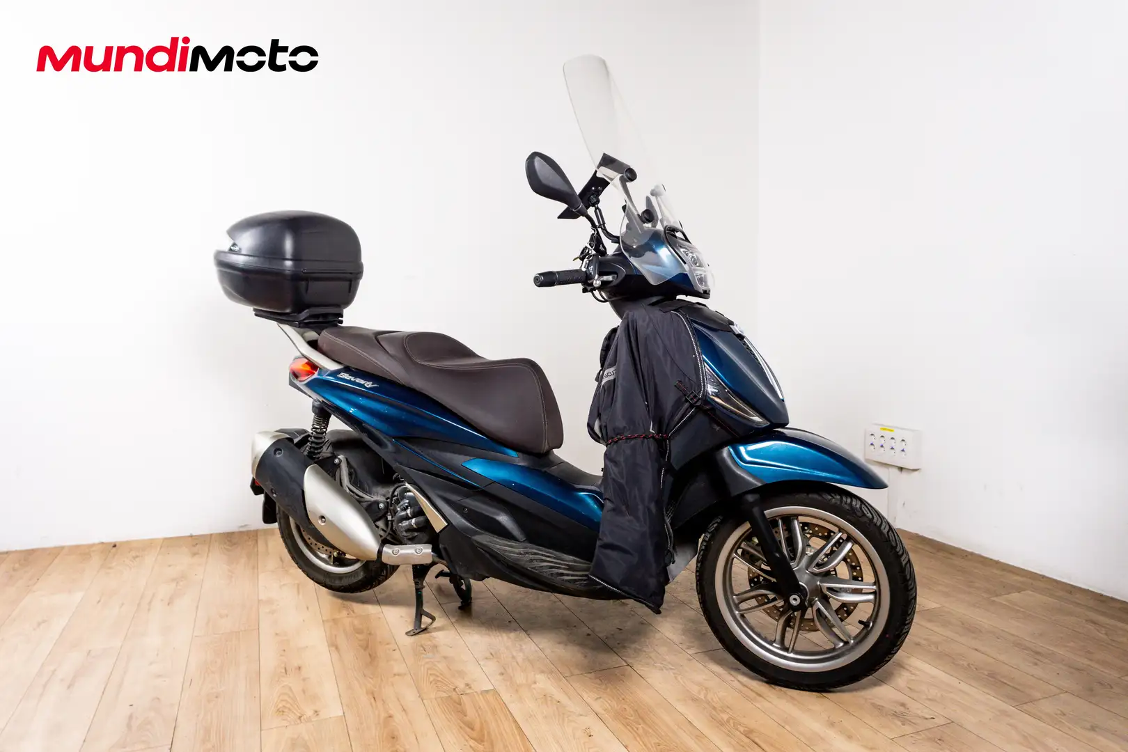 Piaggio Beverly 300 - 2