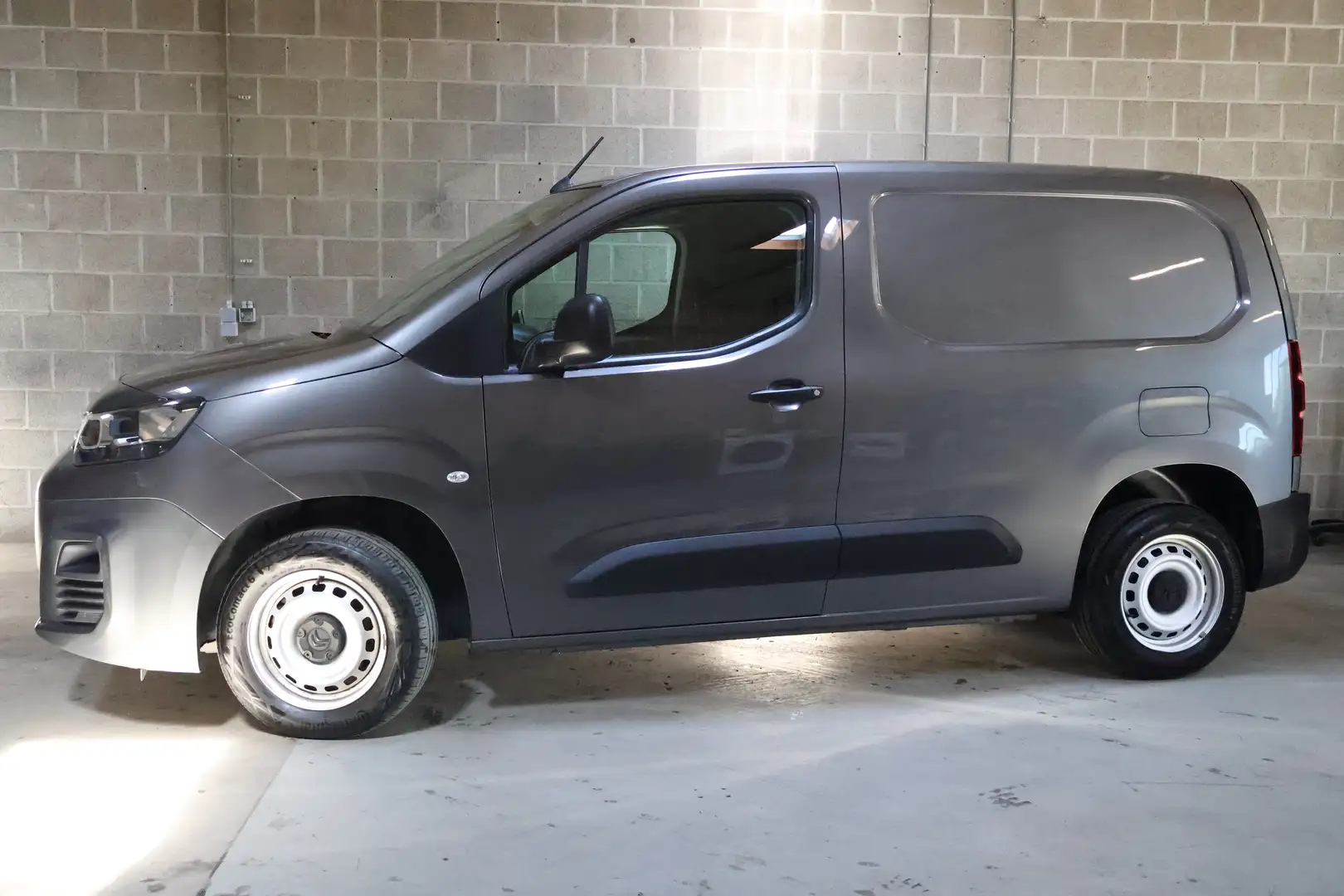 Citroen Berlingo 1.2 110 PK MT6| Airco| CC| CarPlay| Touchscreen Grijs - 2