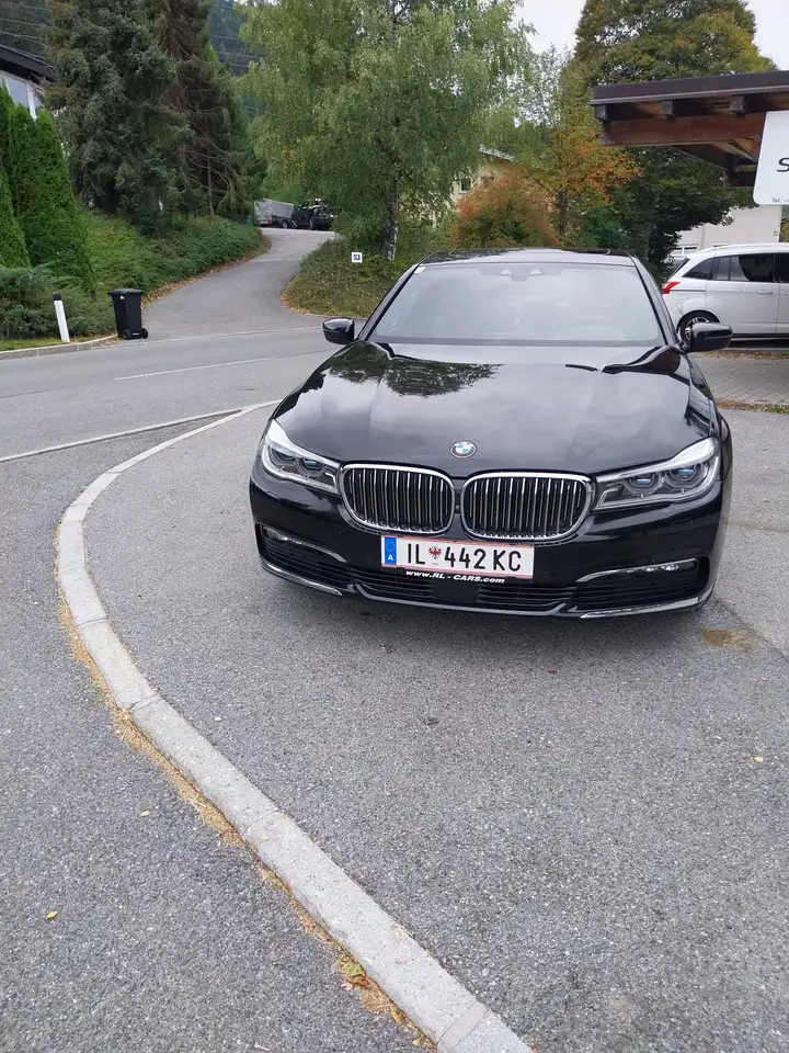 BMW 730