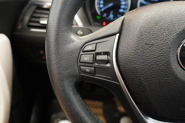 BMW 1 Series view 23