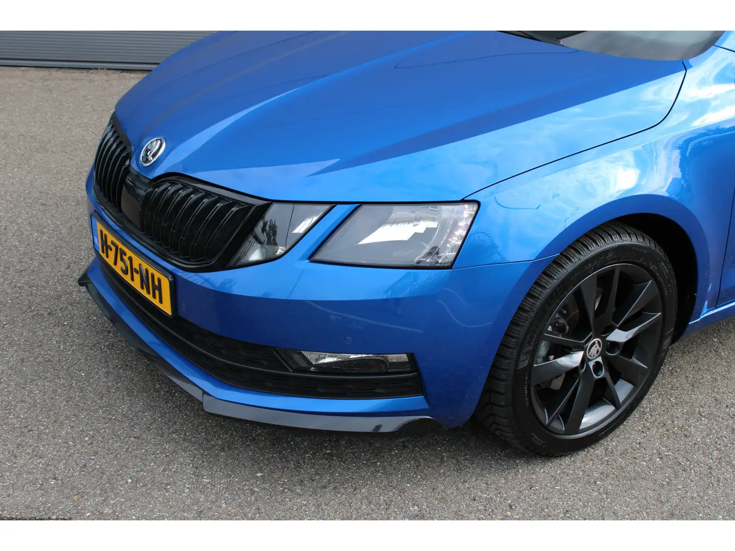 Skoda Octavia Combi Škoda 1.0 TSI Greentech Sport Business | NAV Bleu - 2