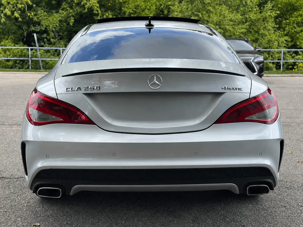Mercedes-Benz CLA photo Mercedes-Benz CLA