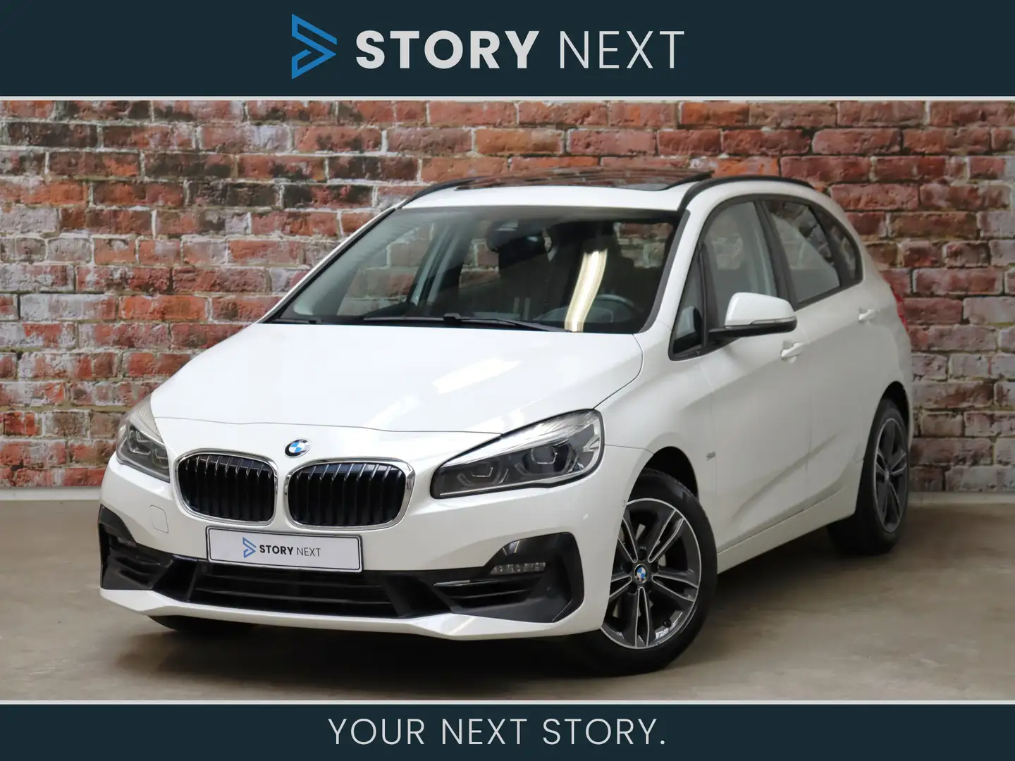 BMW 220 2 Serie Active Tourer 220i Executive Sport Line Au Wit - 1