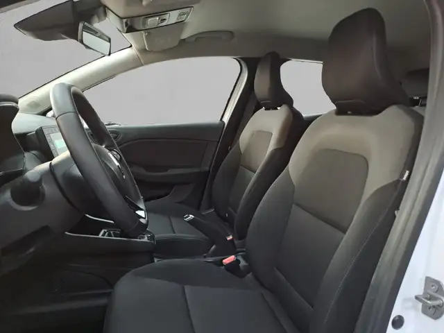 Renault Clio view 10