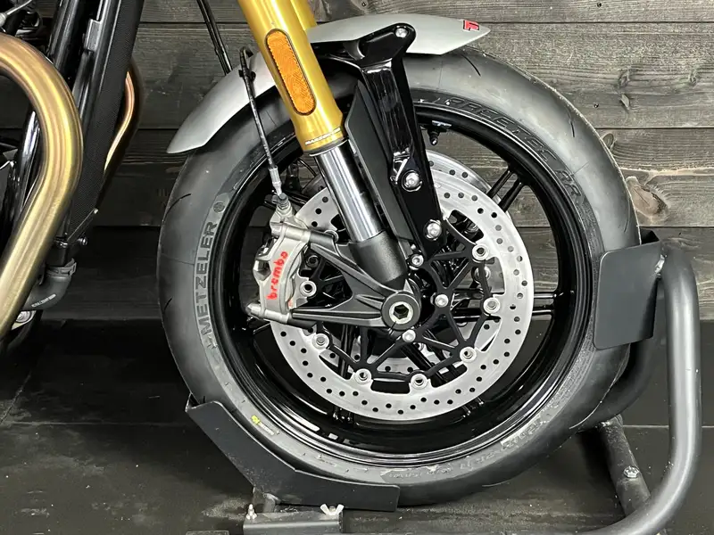 Triumph Speed Twin - foto 6