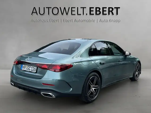 Mercedes-Benz E-Class view 5