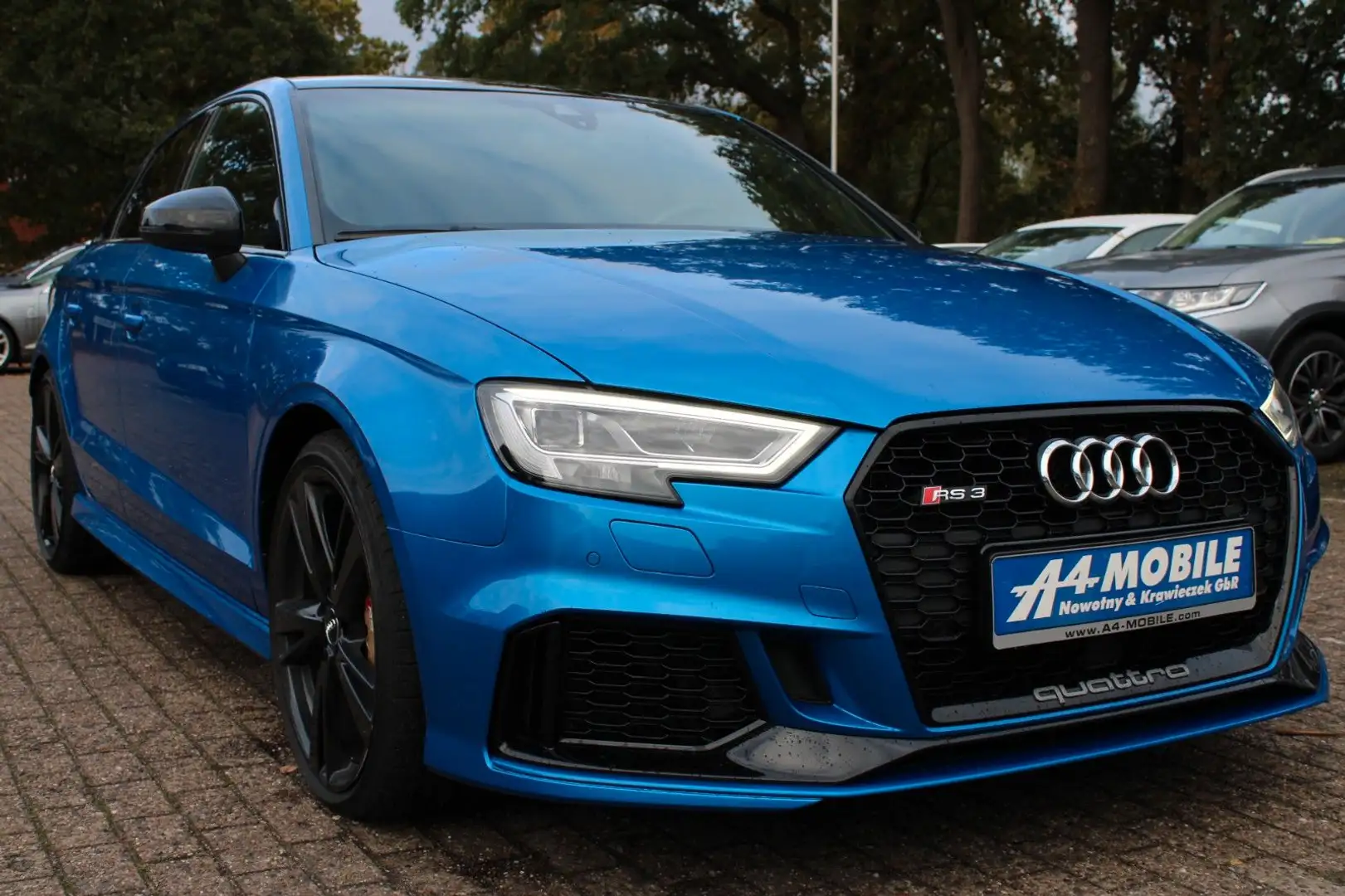 Audi RS3 Lim. 2.5 TFSI quattro Virtual Pano LED B&O Blau - 1