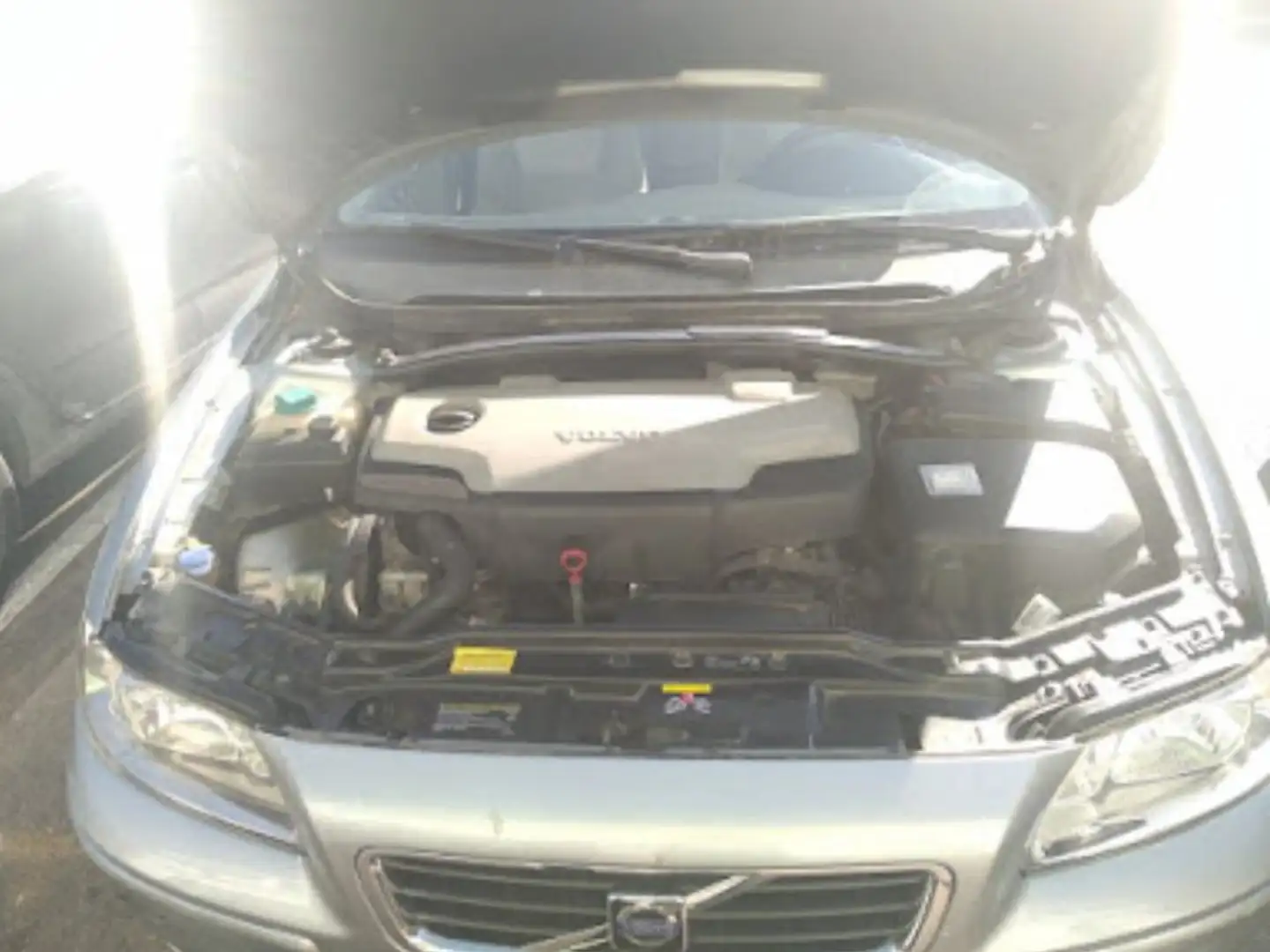 Volvo S60 S60 2.4 D5 Momentum 185 Momentum Argent - 1