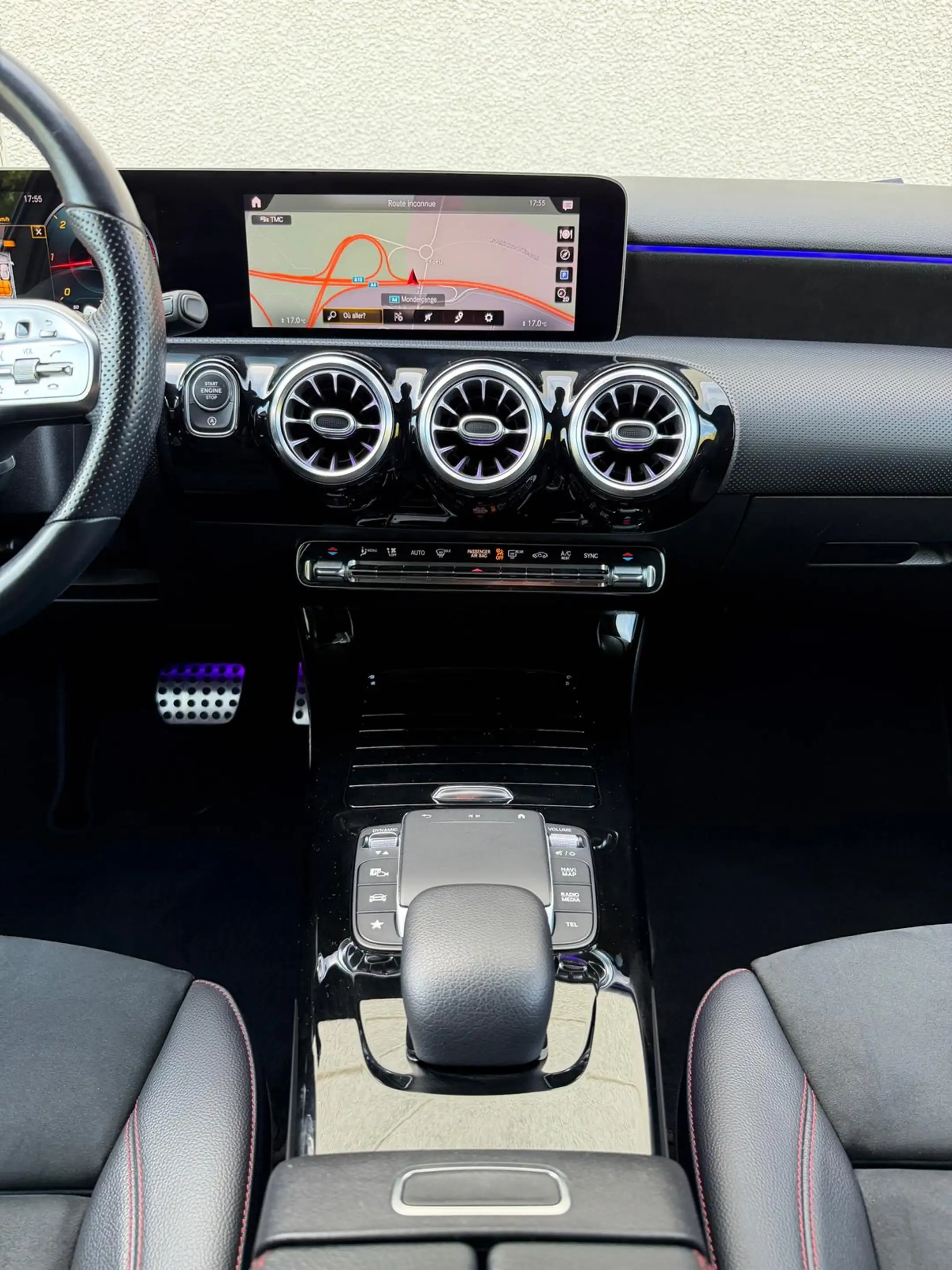 Mercedes-Benz A 220 A 220D Pack Amg // 12 Mois De Garantie ✅✅✅ — photo 10