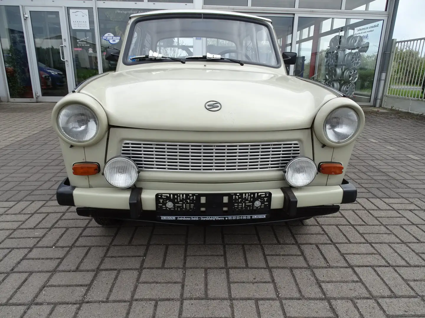 Trabant P601 Limousine Gri - 1