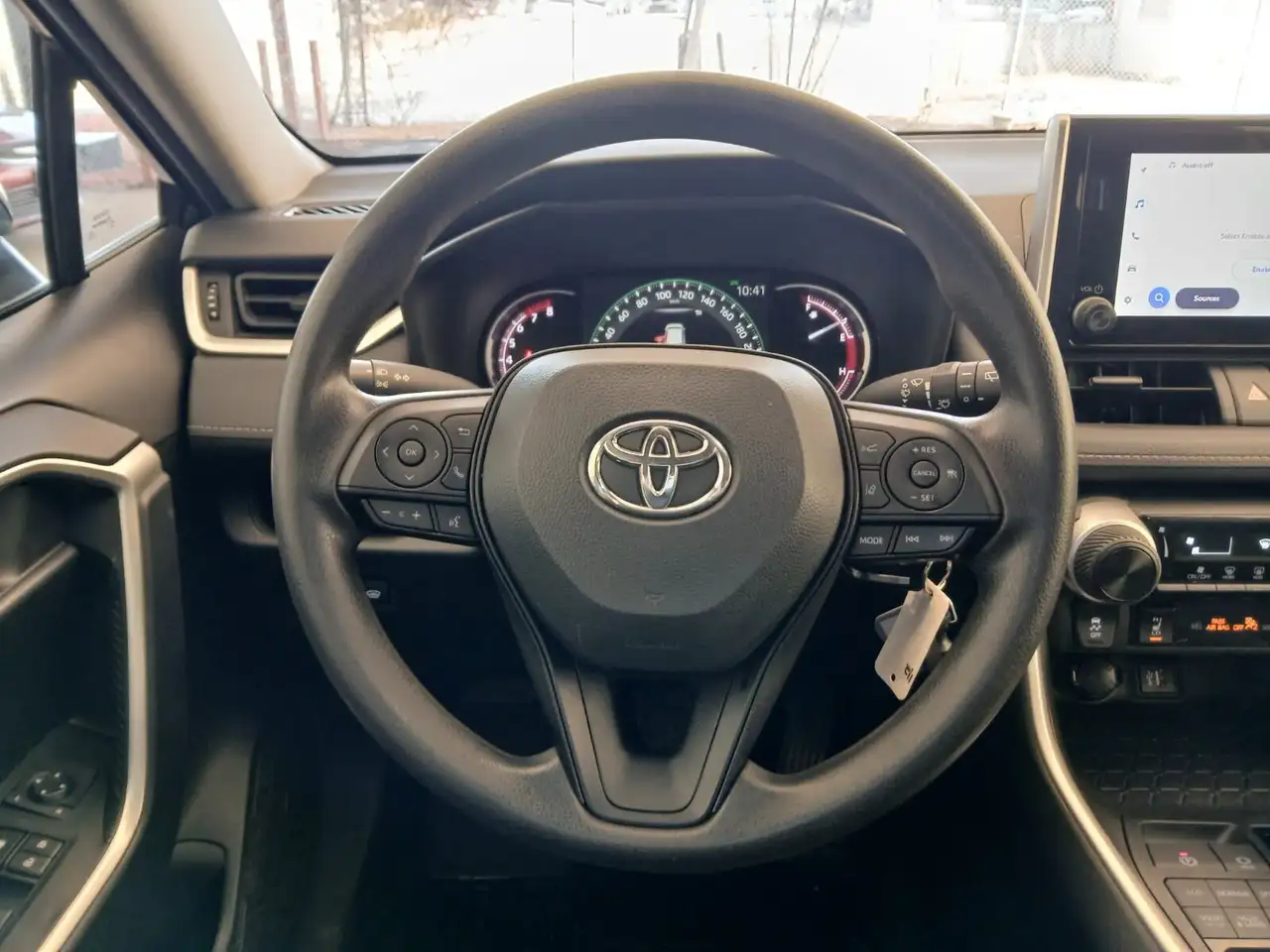 Toyota RAV 4 снимка Toyota RAV 4