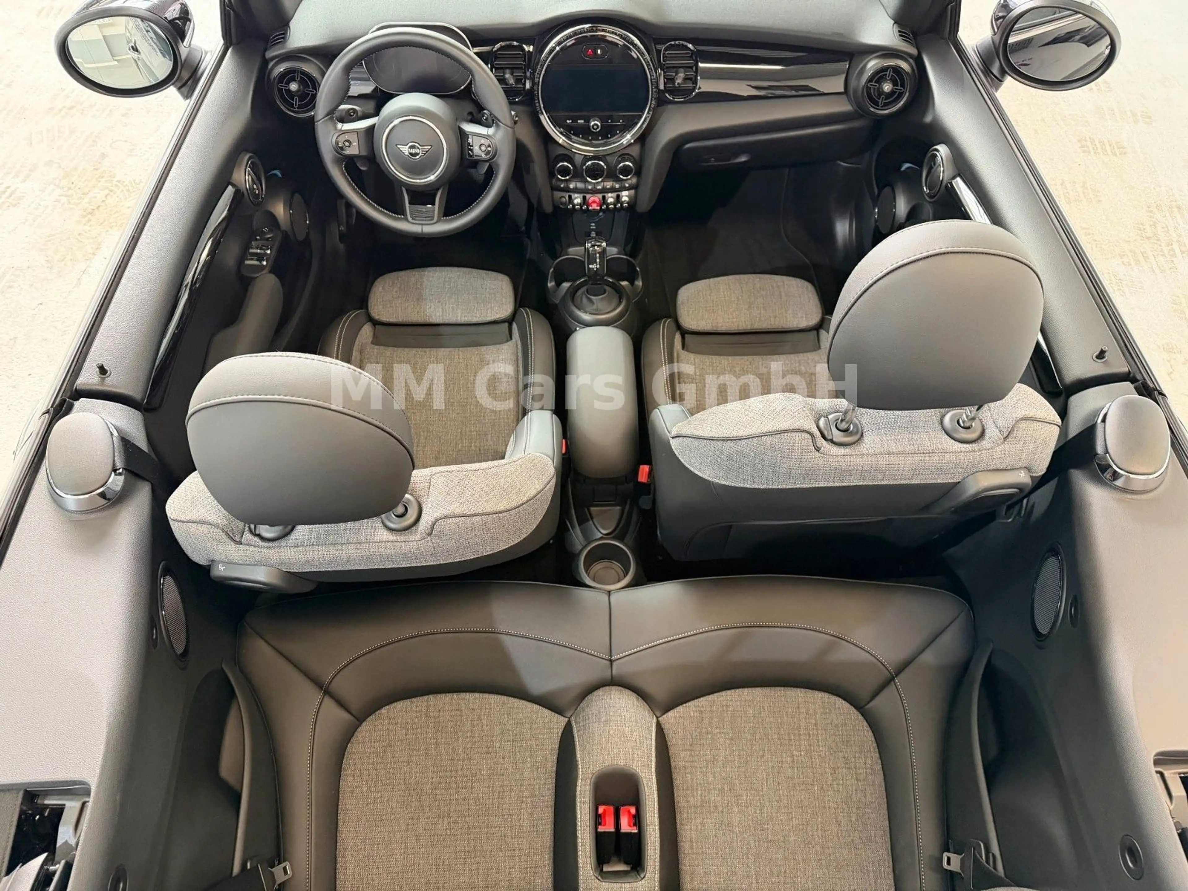 MINI Cooper S Cabrio Classic Trim CAM|CarPlay|PDC|SHZ — photo 12