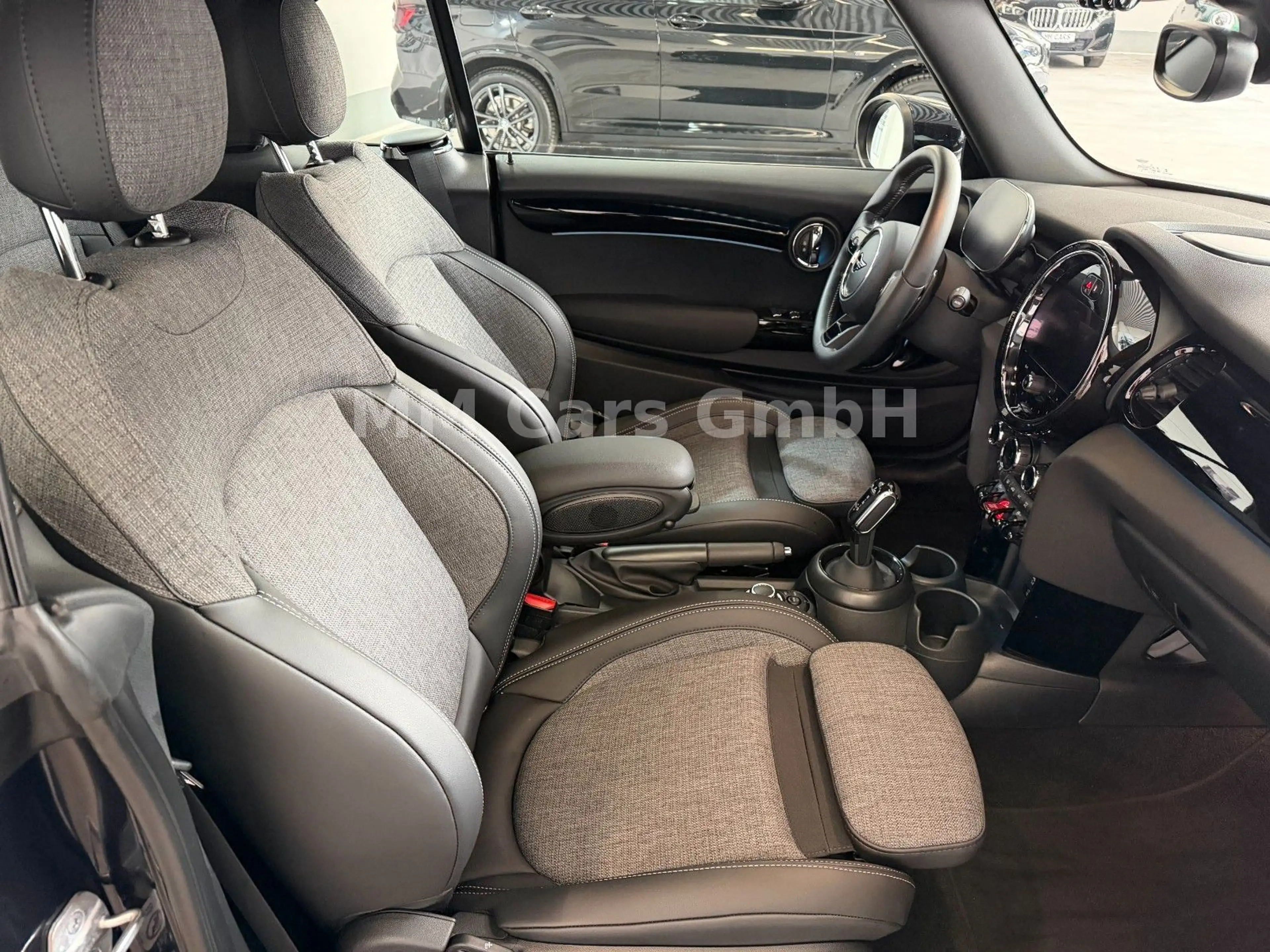MINI Cooper S Cabrio Classic Trim CAM|CarPlay|PDC|SHZ — photo 15
