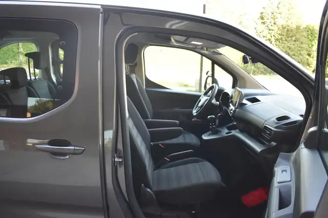 Opel Opel Combo view 15