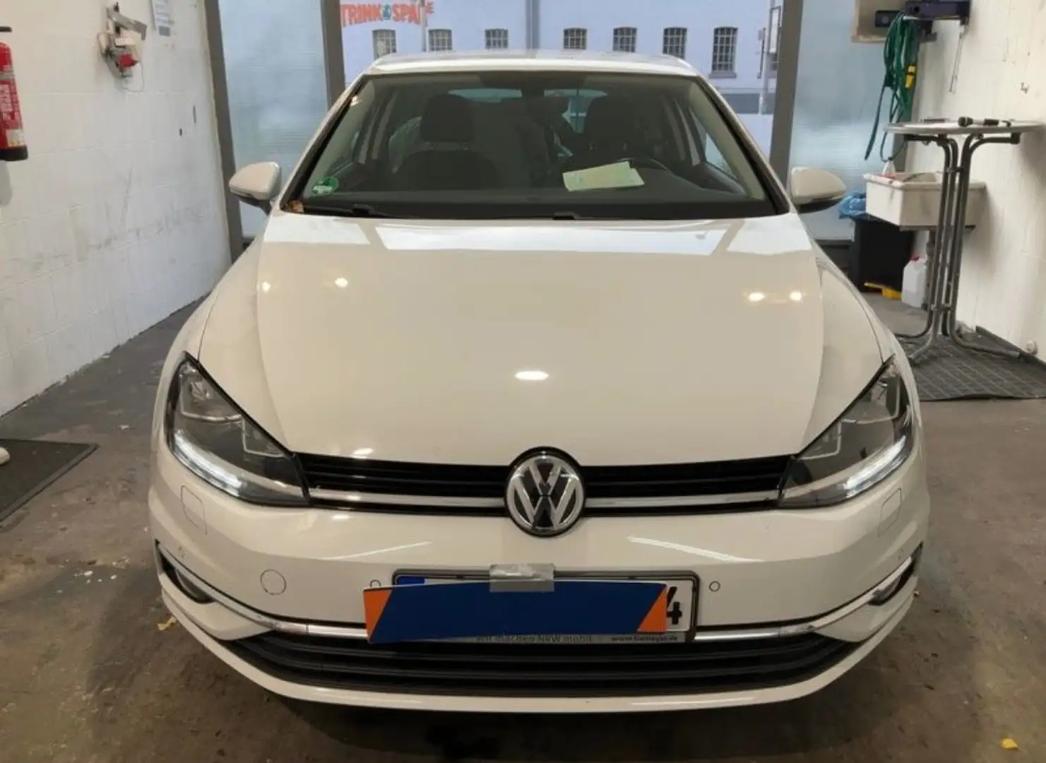 Volkswagen Golf VII 7 1.6TDI Lim. Join AUTOMATIK/2.HD/S-HEF Wit - 2