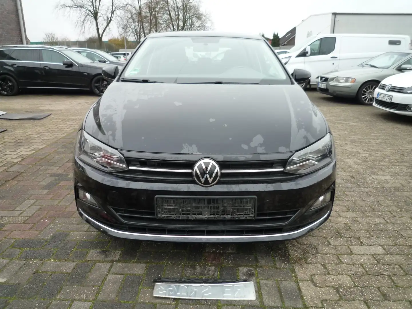 Volkswagen Polo Highline Schwarz - 1